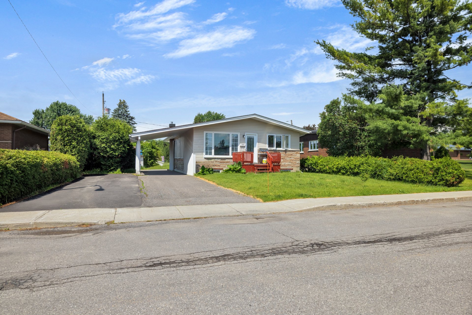 449&nbsp;Rue Royal-Brassard