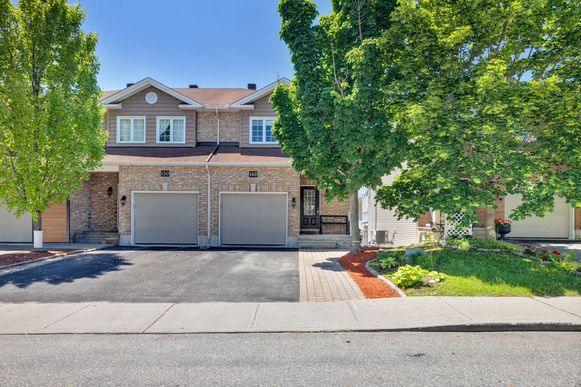 148&nbsp;Rue Robert-Dorion E.