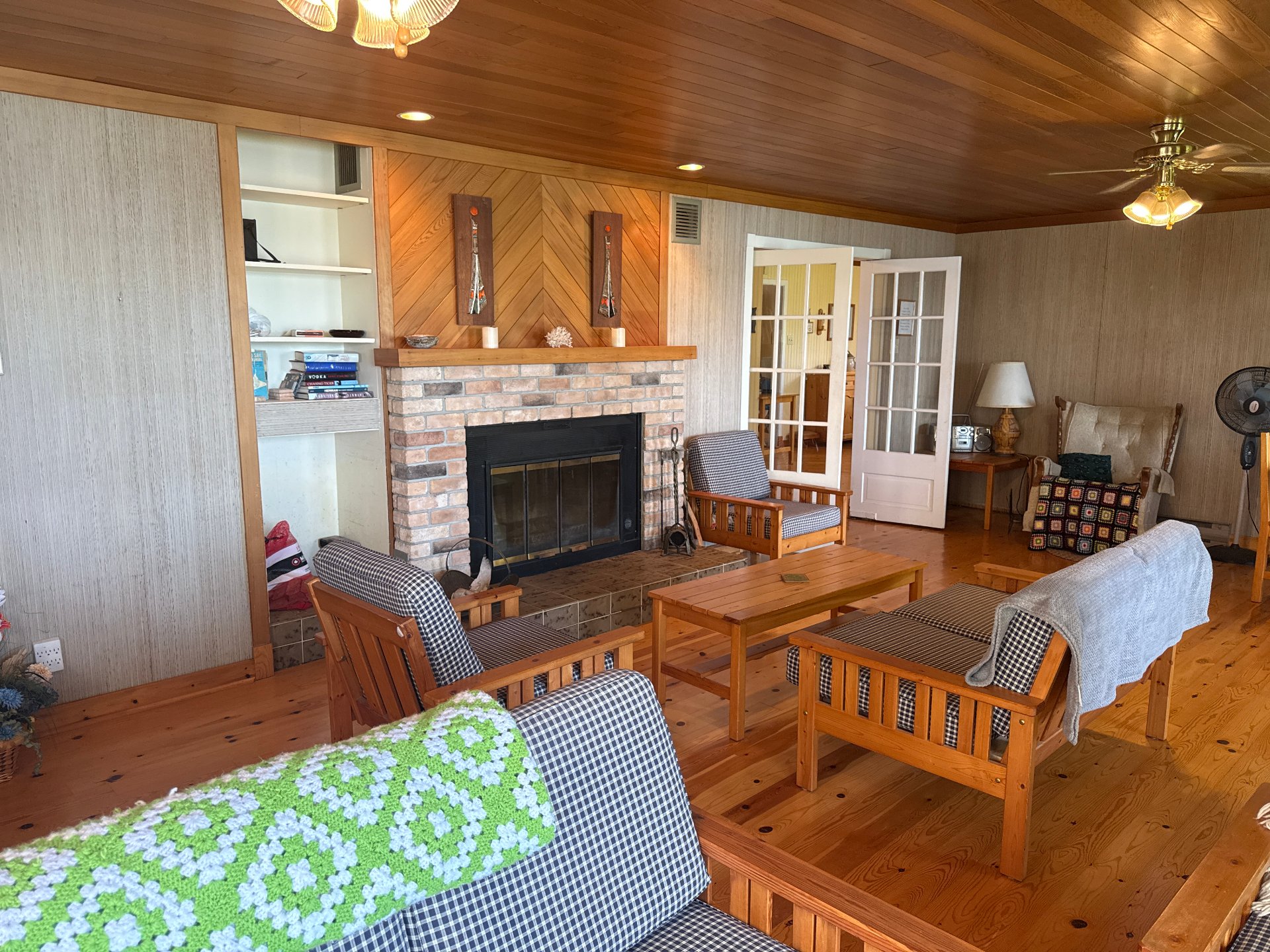 https://mediaserver.centris.ca/media.ashx?id=ADD2B15DA4D6CB0DD6CF316DF1&t=pi&f=I