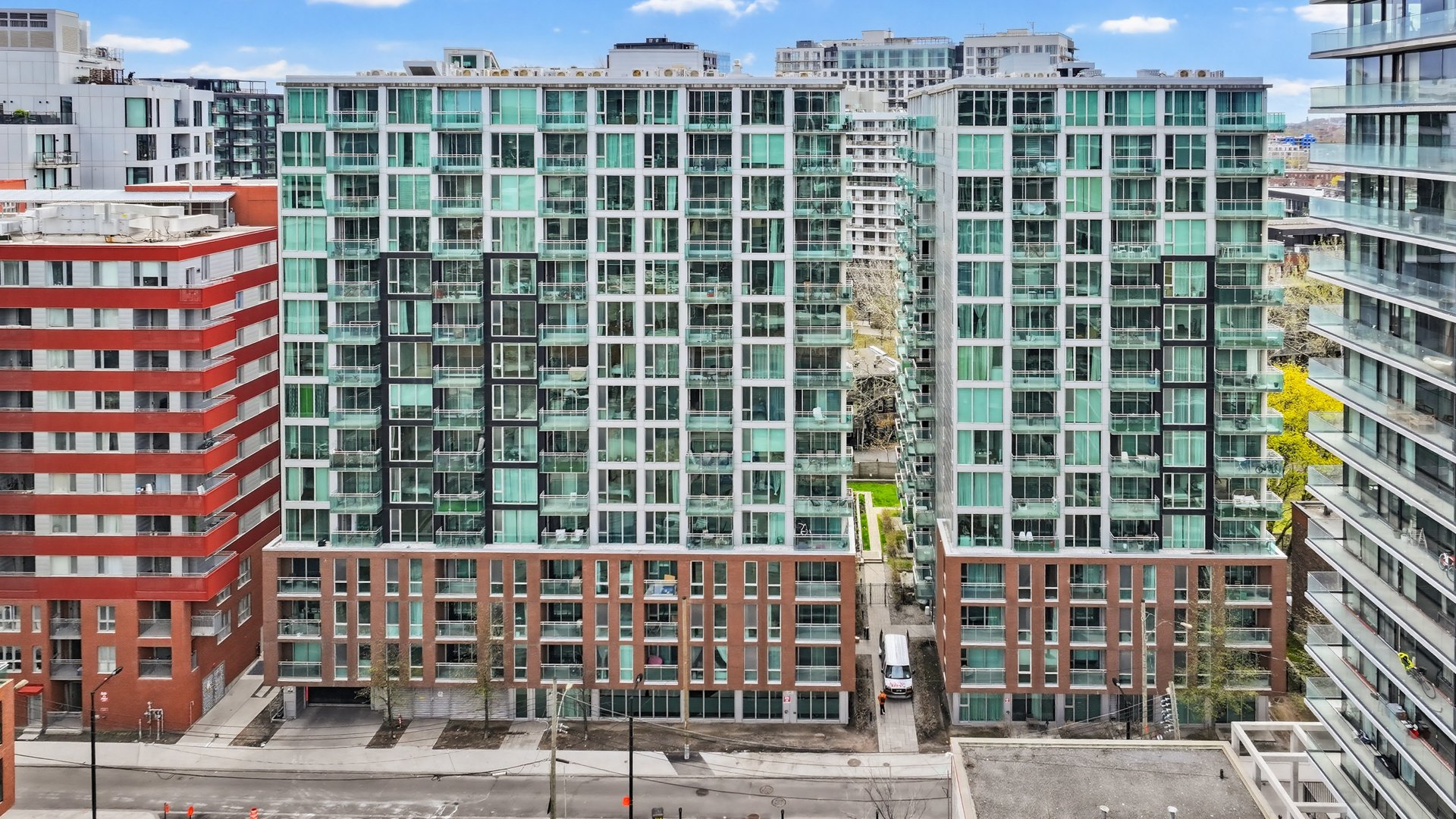 https://mediaserver.centris.ca/media.ashx?id=ADD2B15DADE138DD14E70F3D4F&t=pi&f=I
