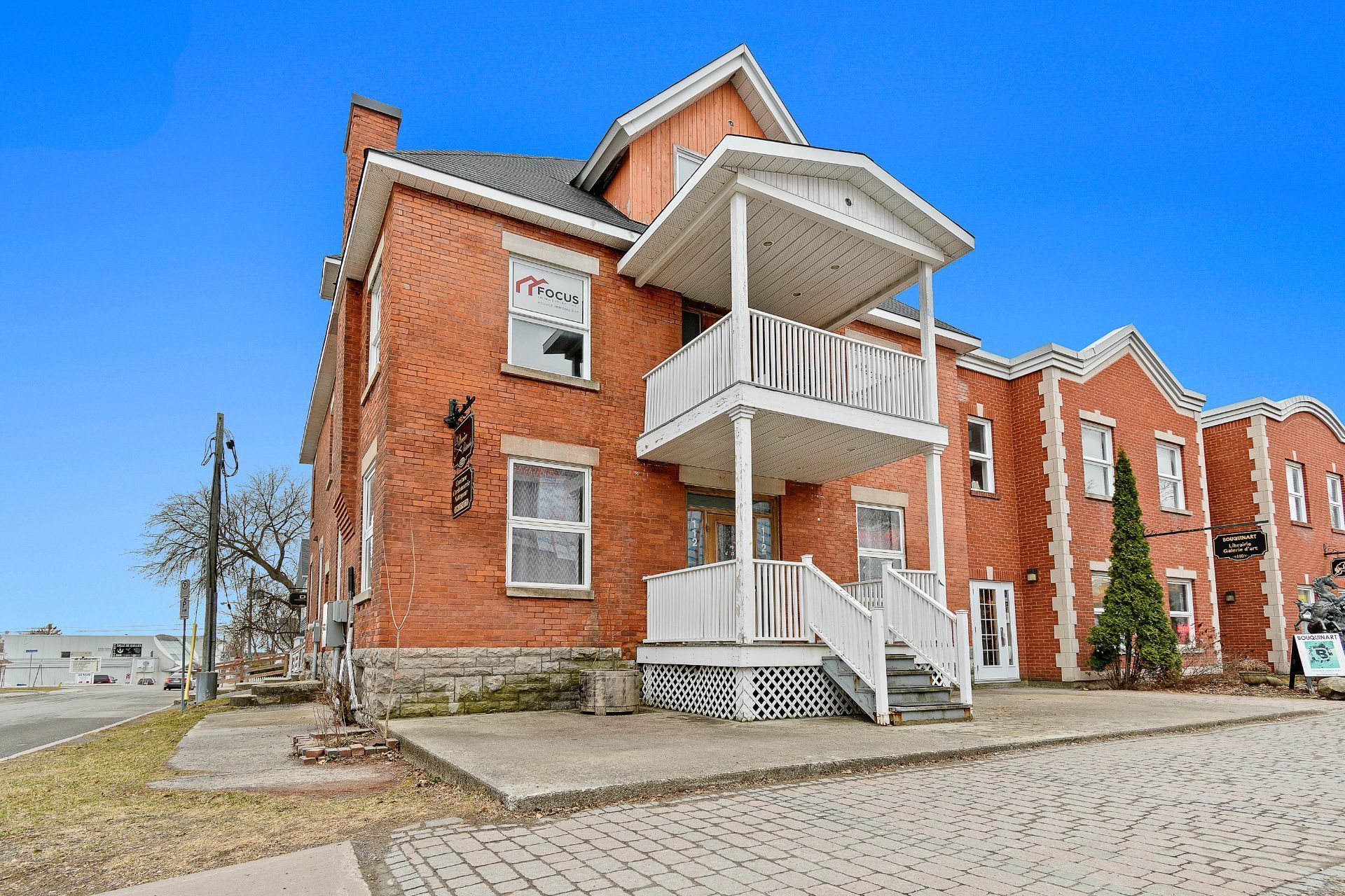 112&nbsp;Rue Principale