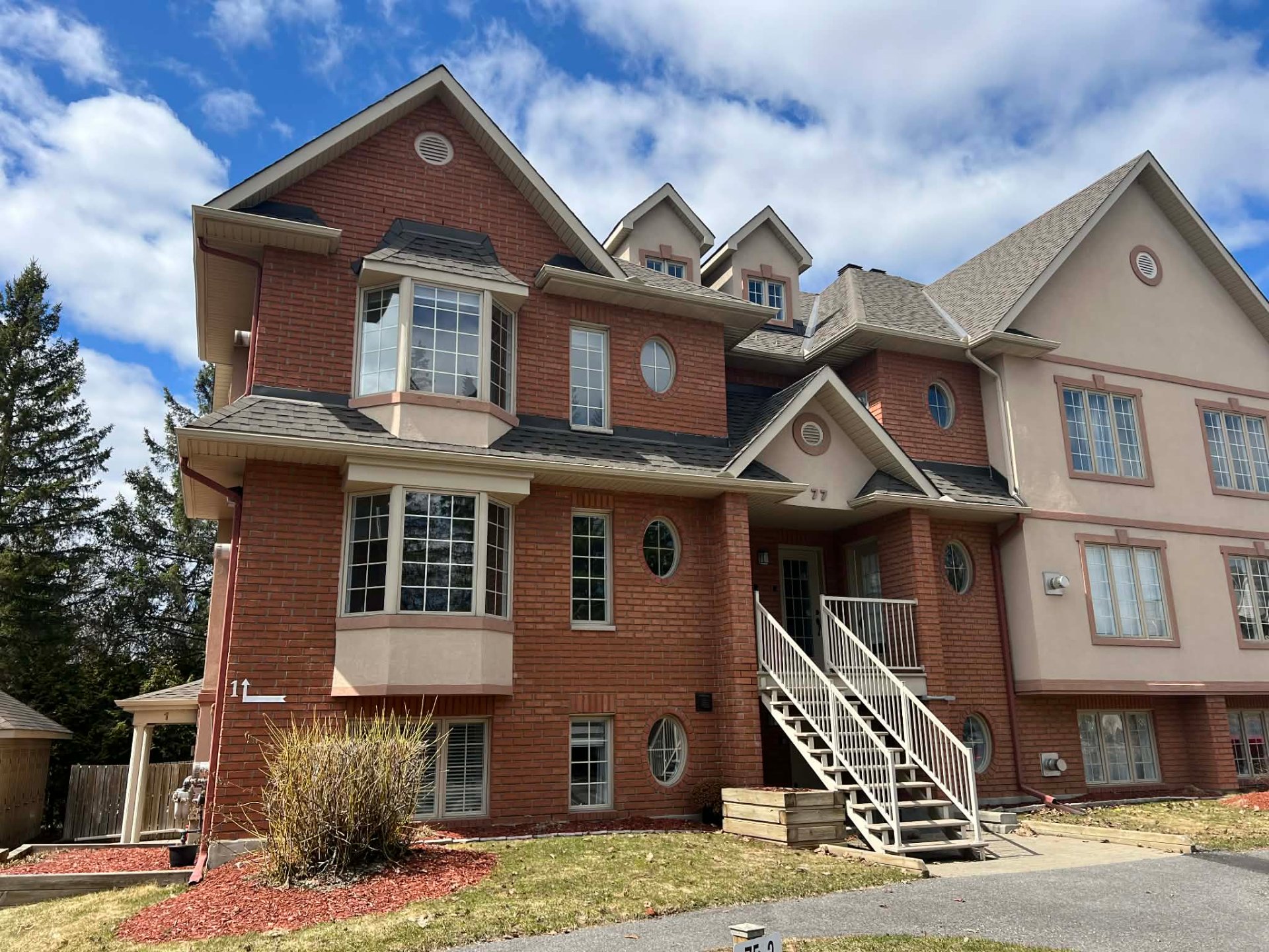 77&nbsp;Rue de la Falaise