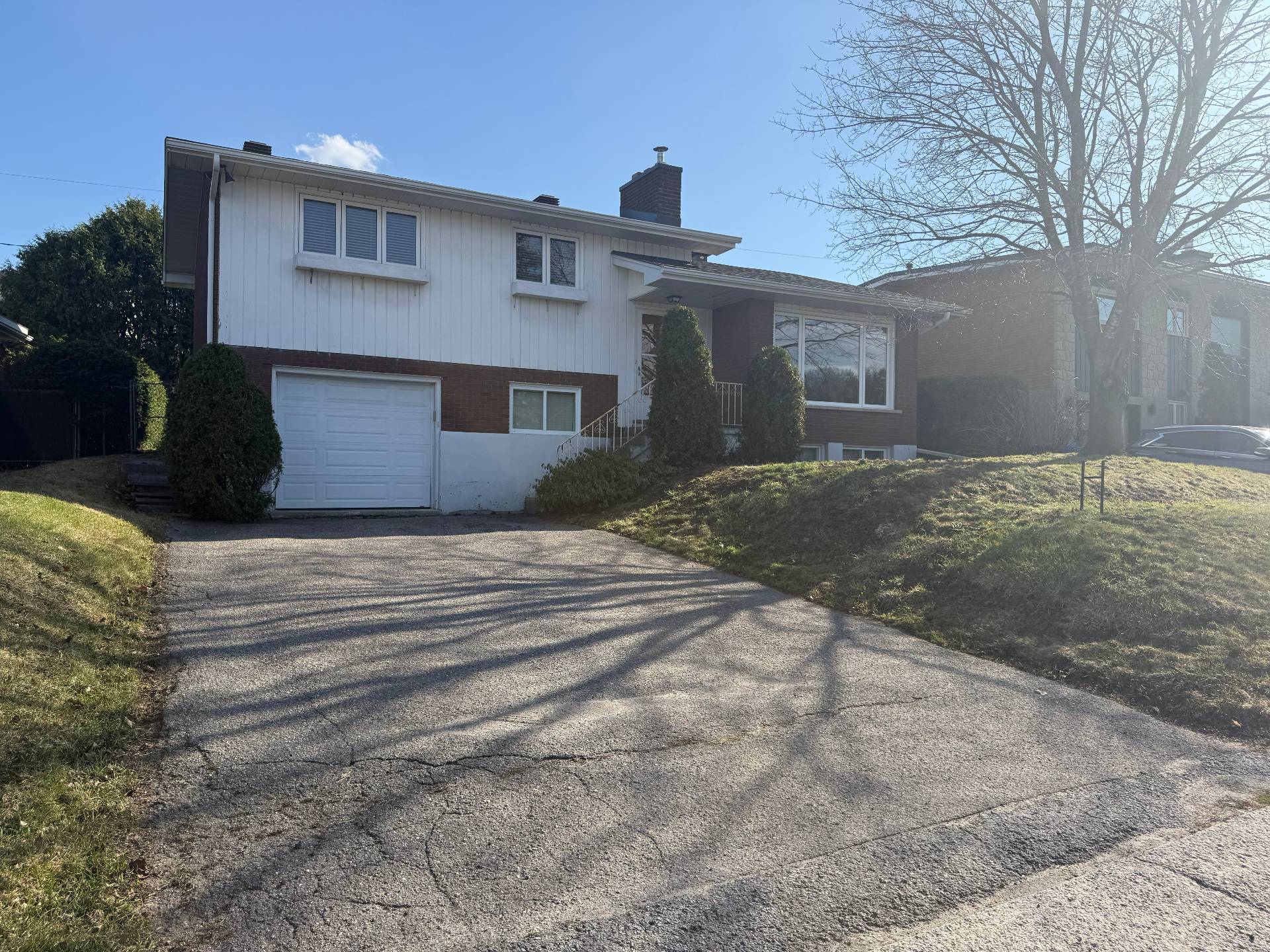 33&nbsp;Rue Jolicoeur