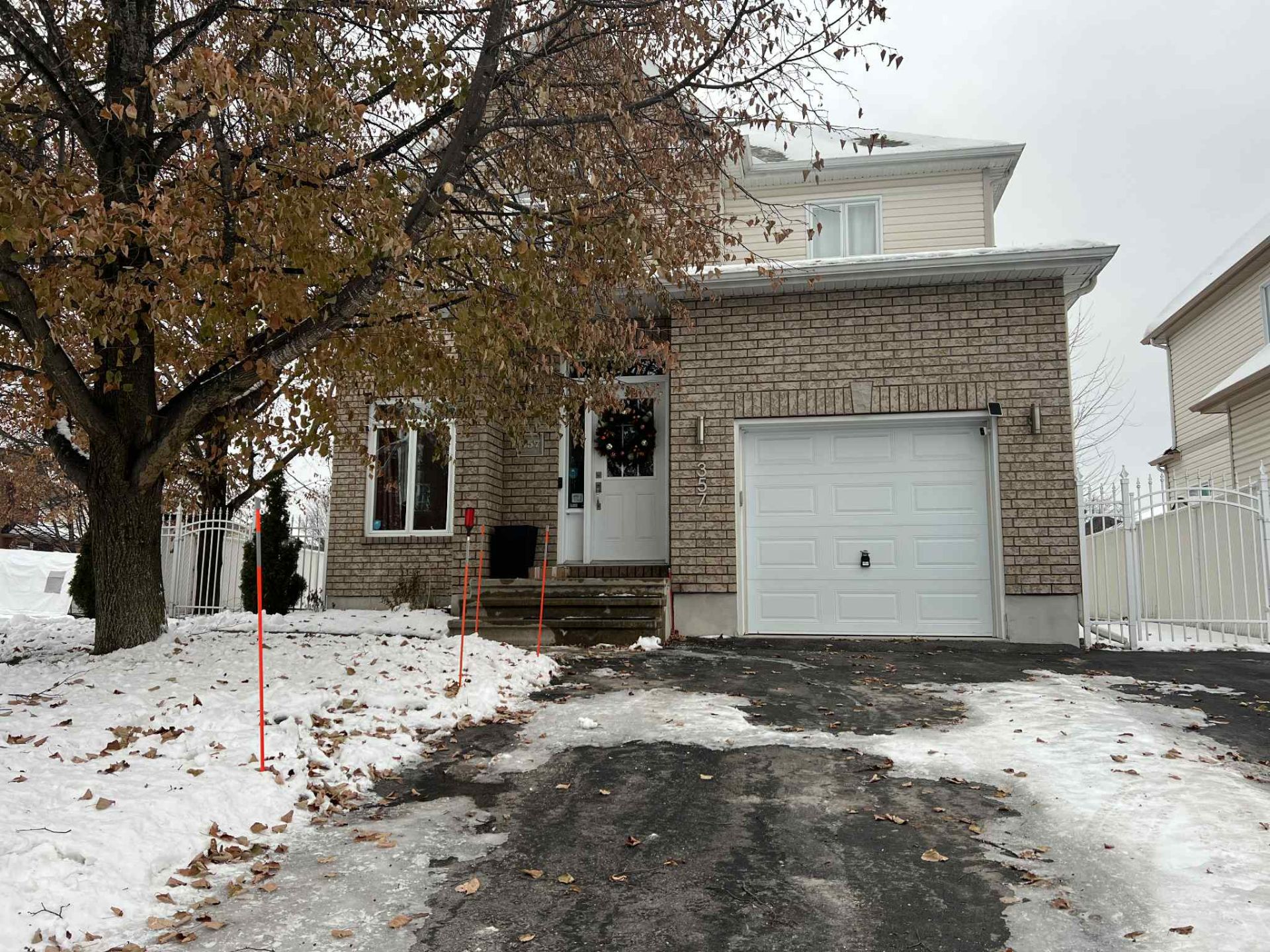 357 Rue de Ganymède