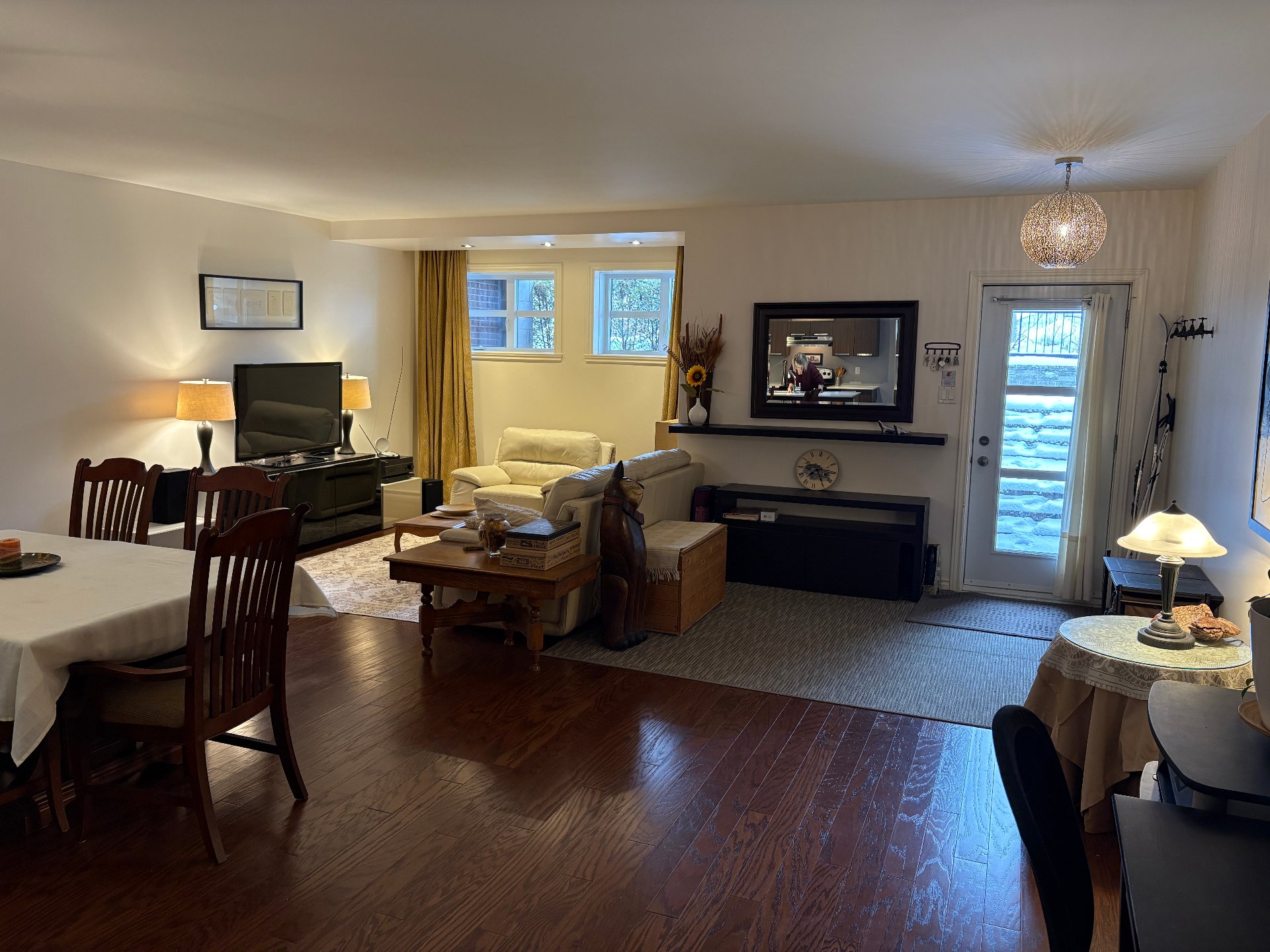 2400&nbsp;Boul. Grand