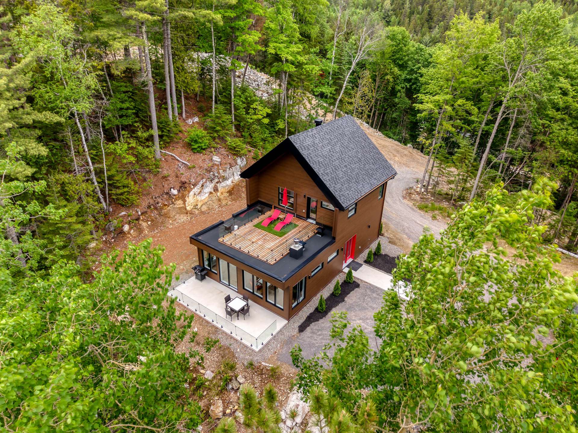 MLS: 10243663