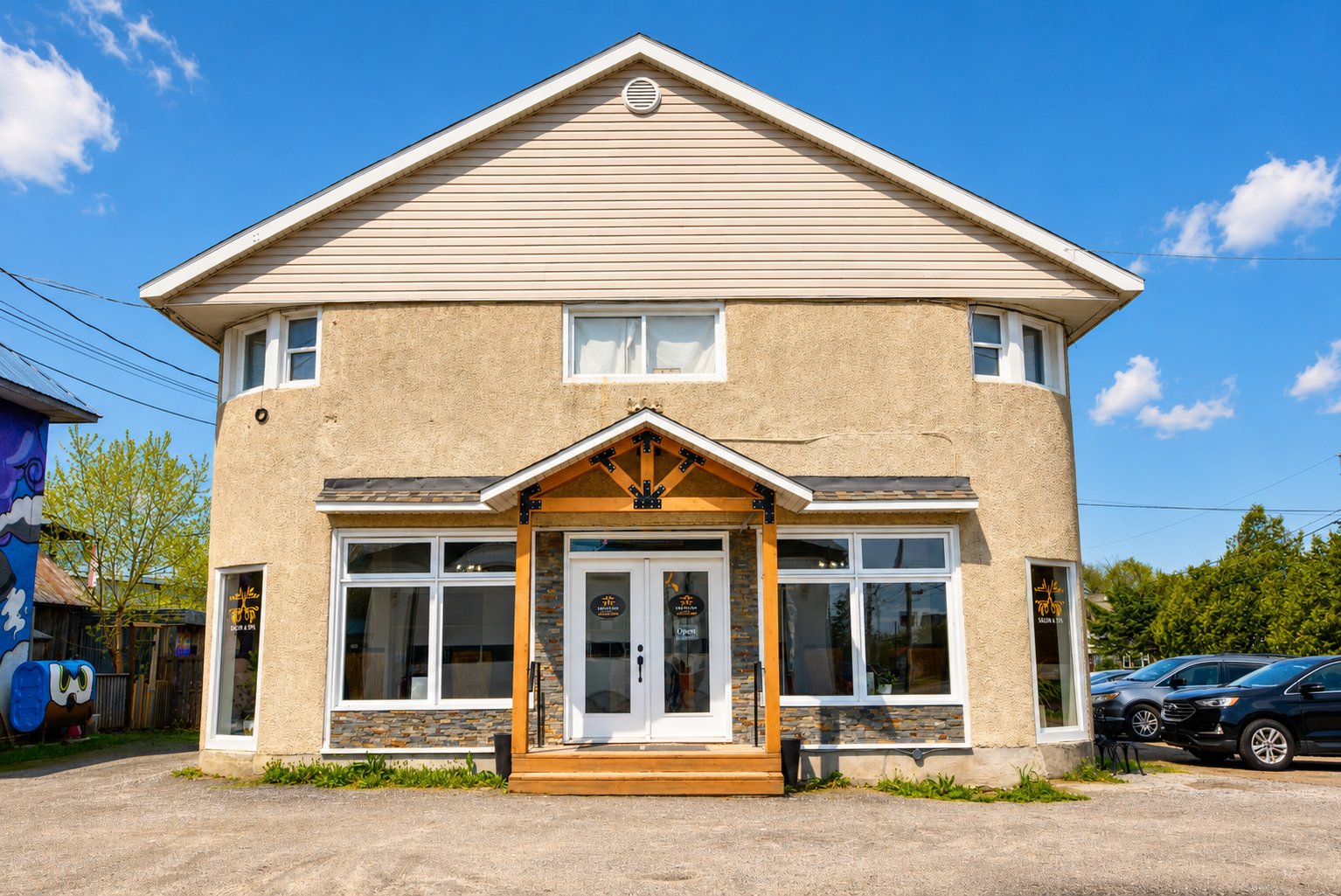 MLS: 20542796