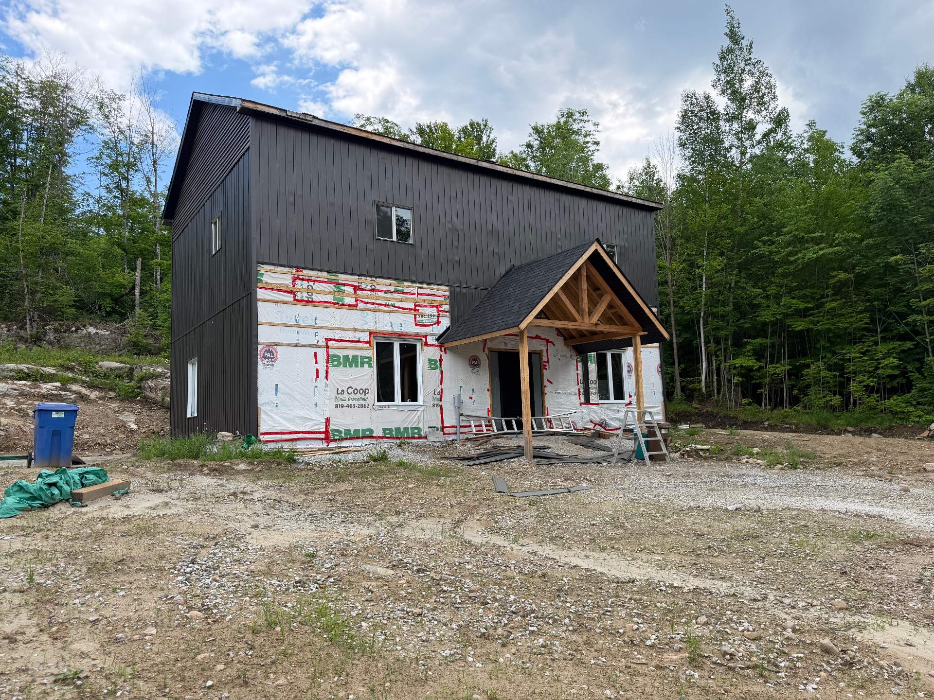 MLS: 26164844