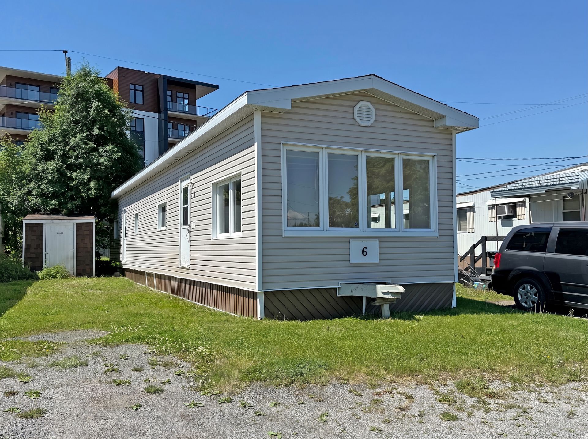 MLS: 18362376