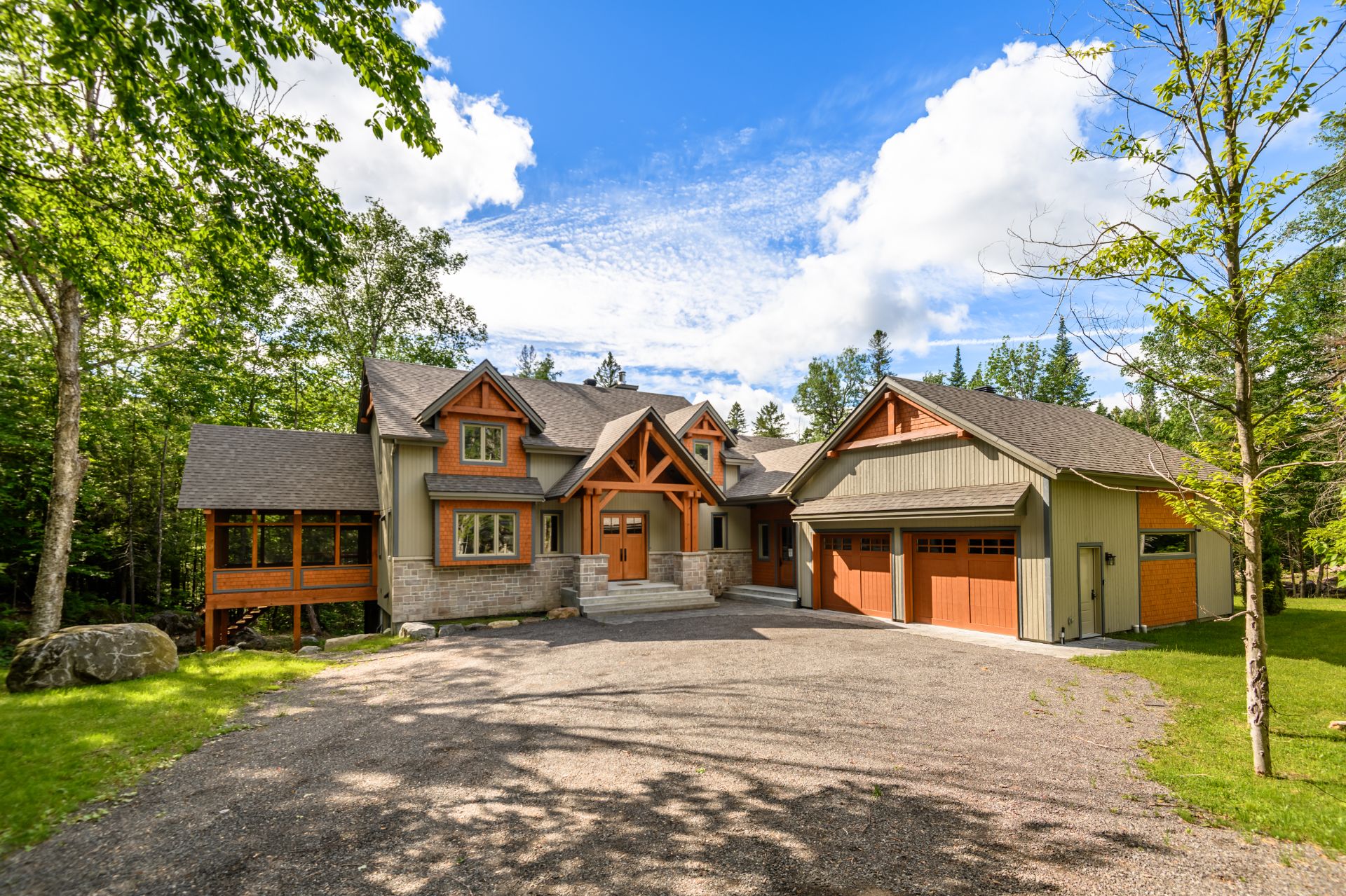 MLS: 15794051