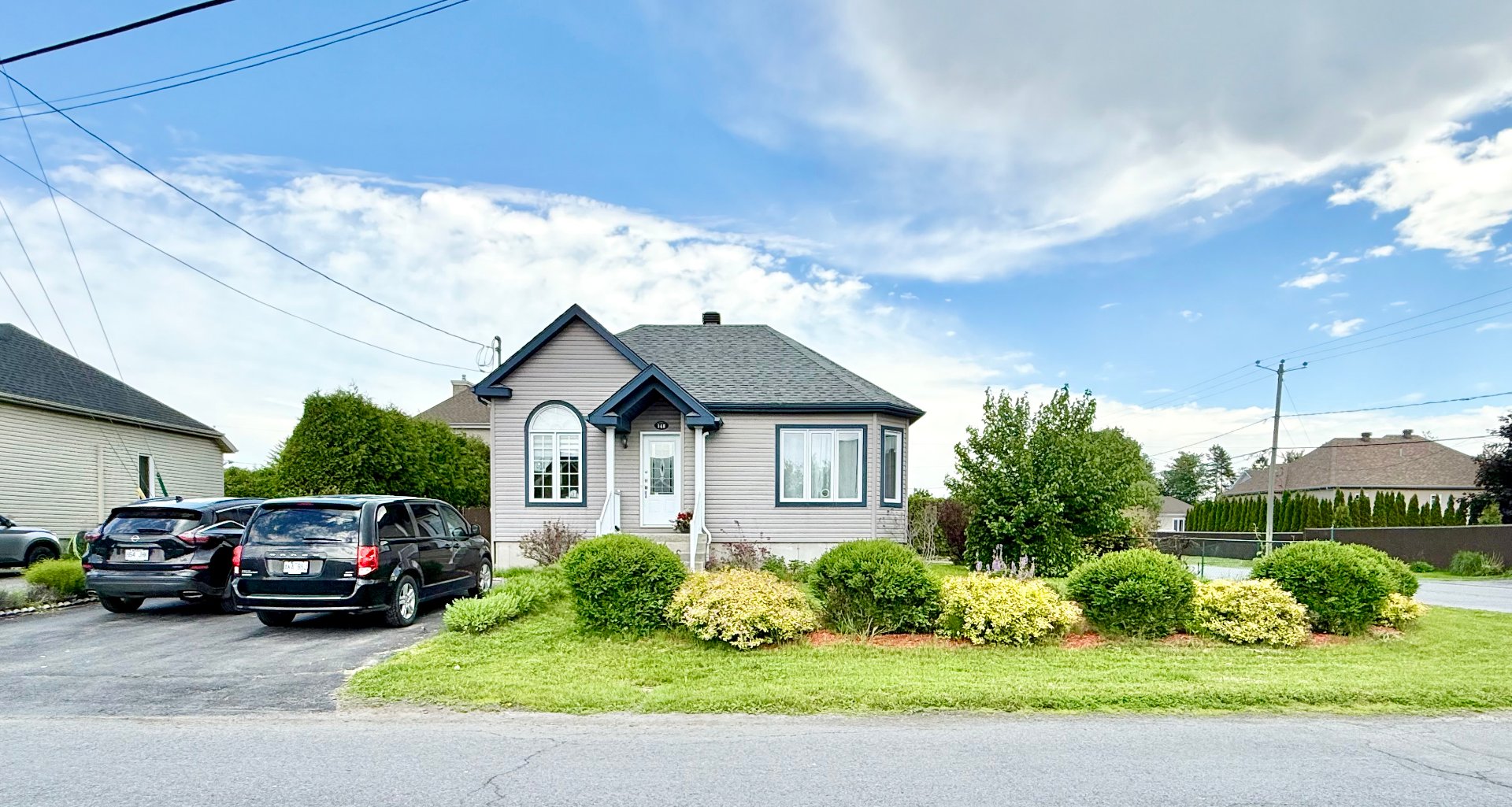 MLS: 16146001