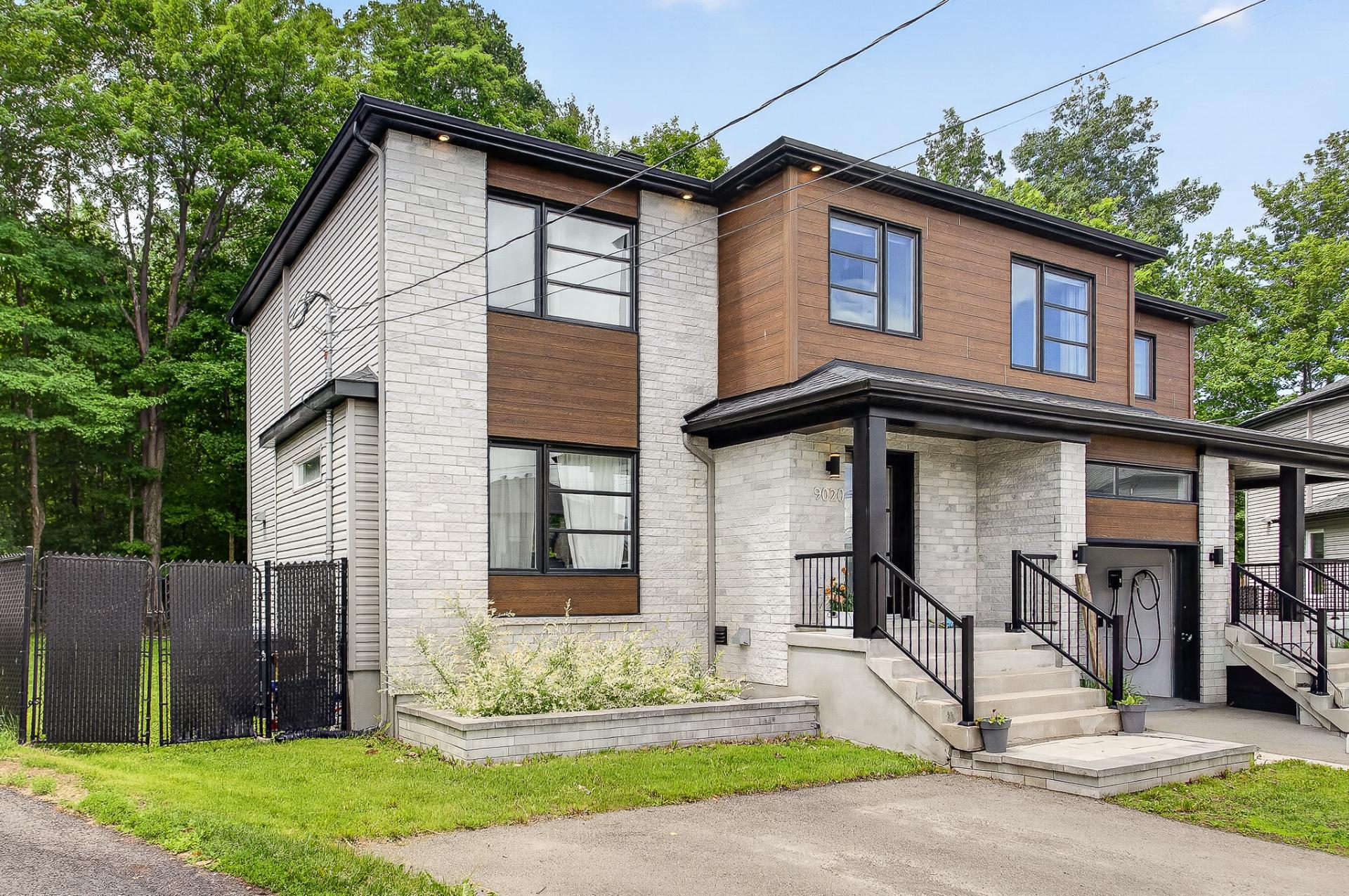 MLS: 22668429