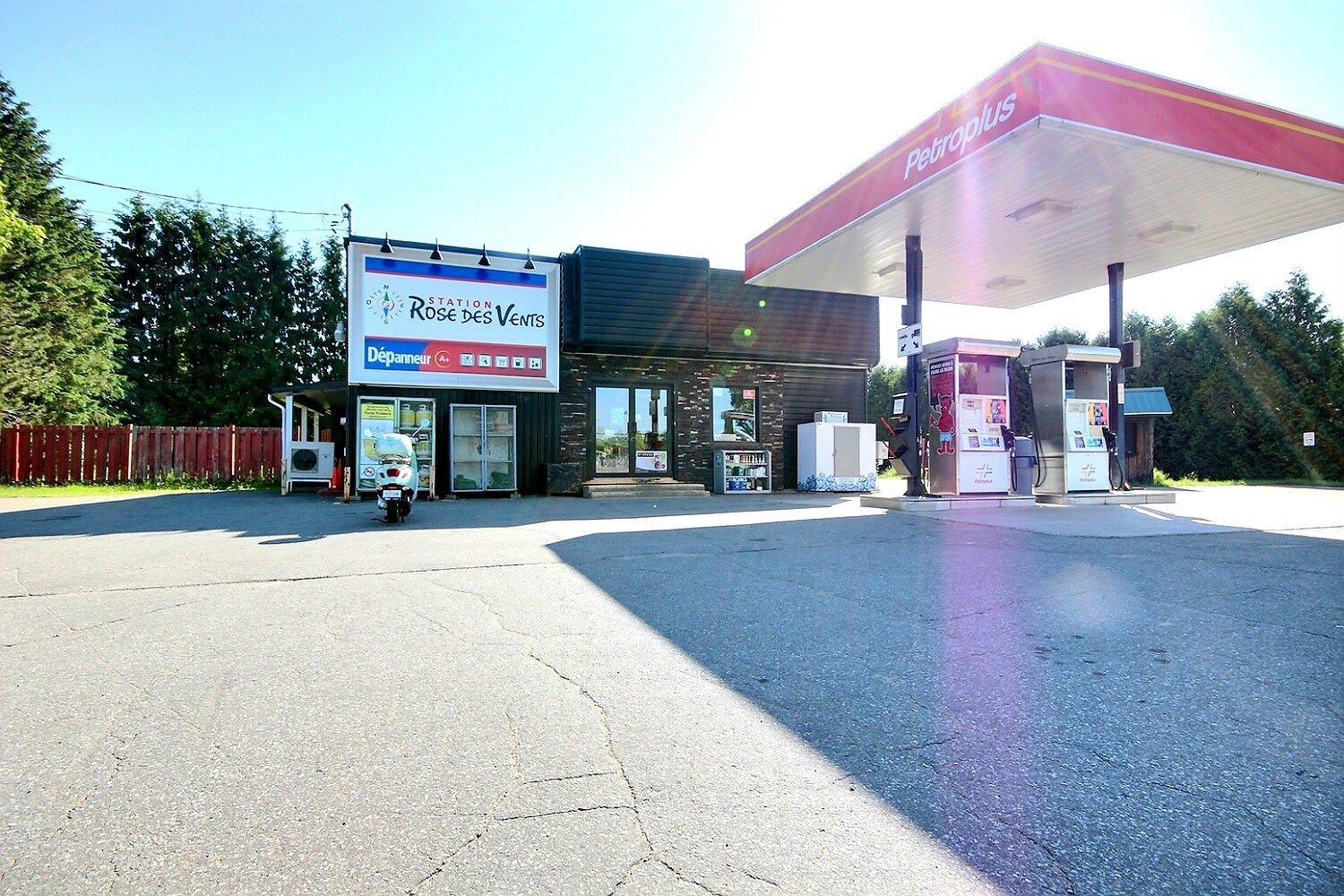 MLS: 22945775
