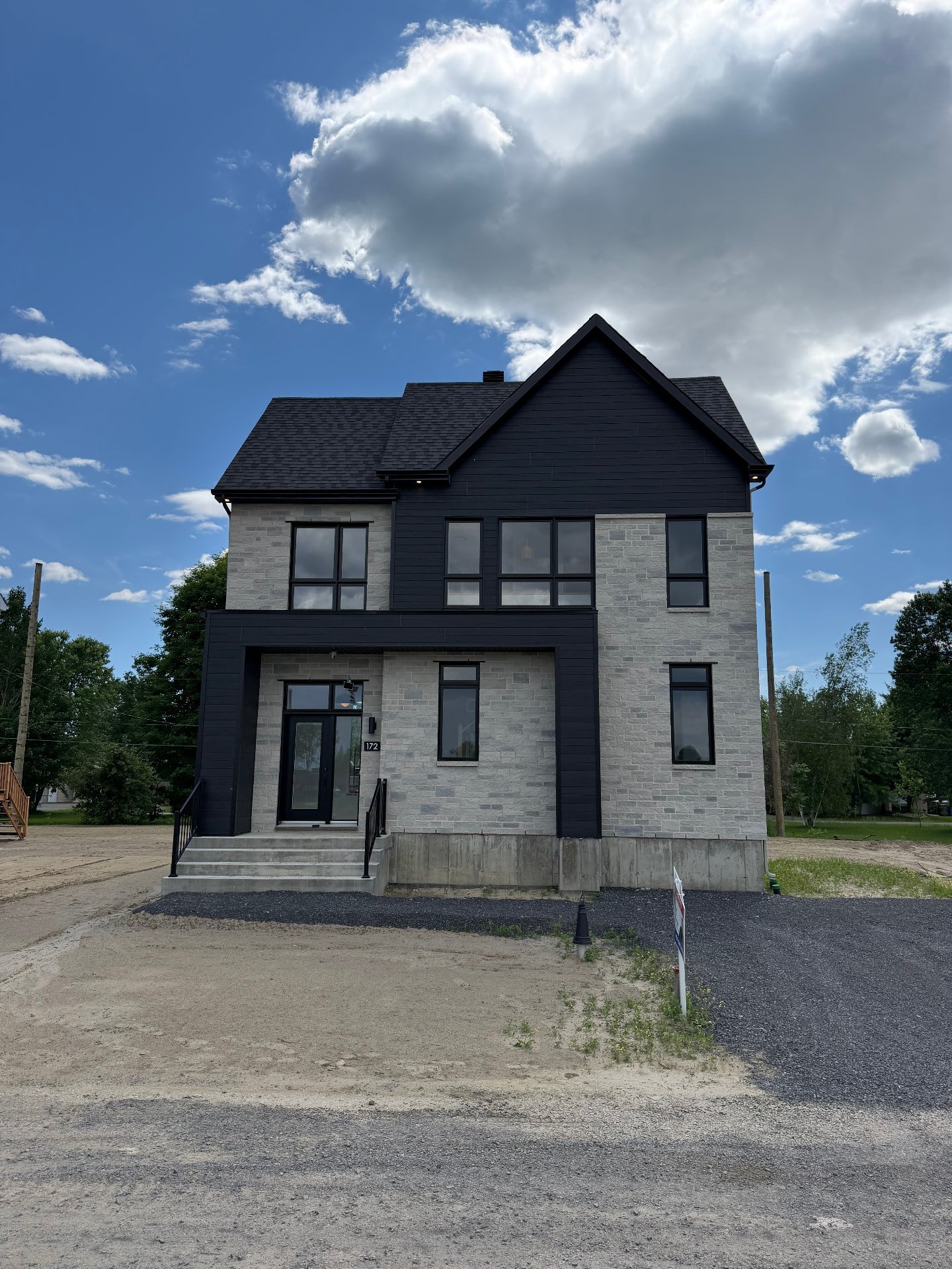 MLS: 17099050