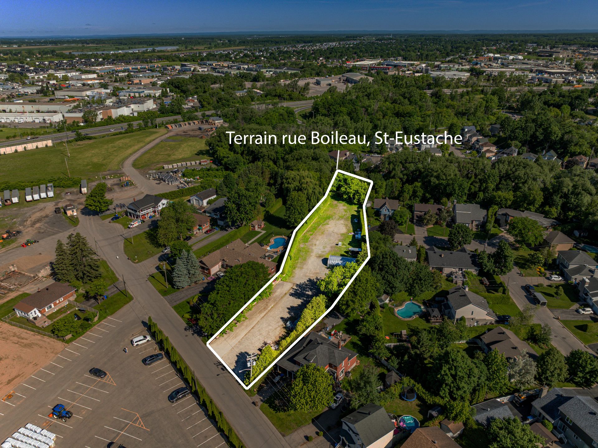 MLS: 27161933