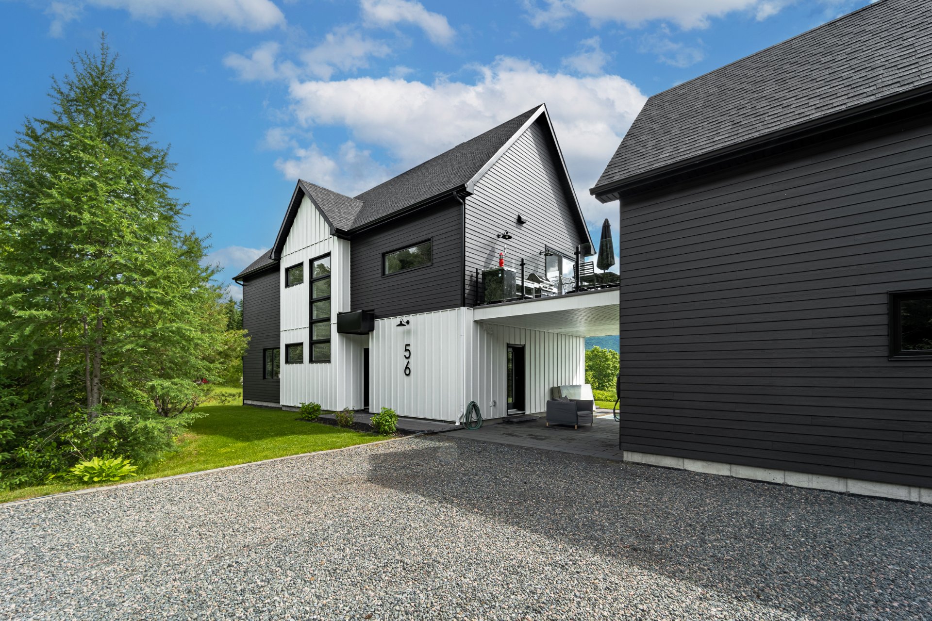MLS: 14503081