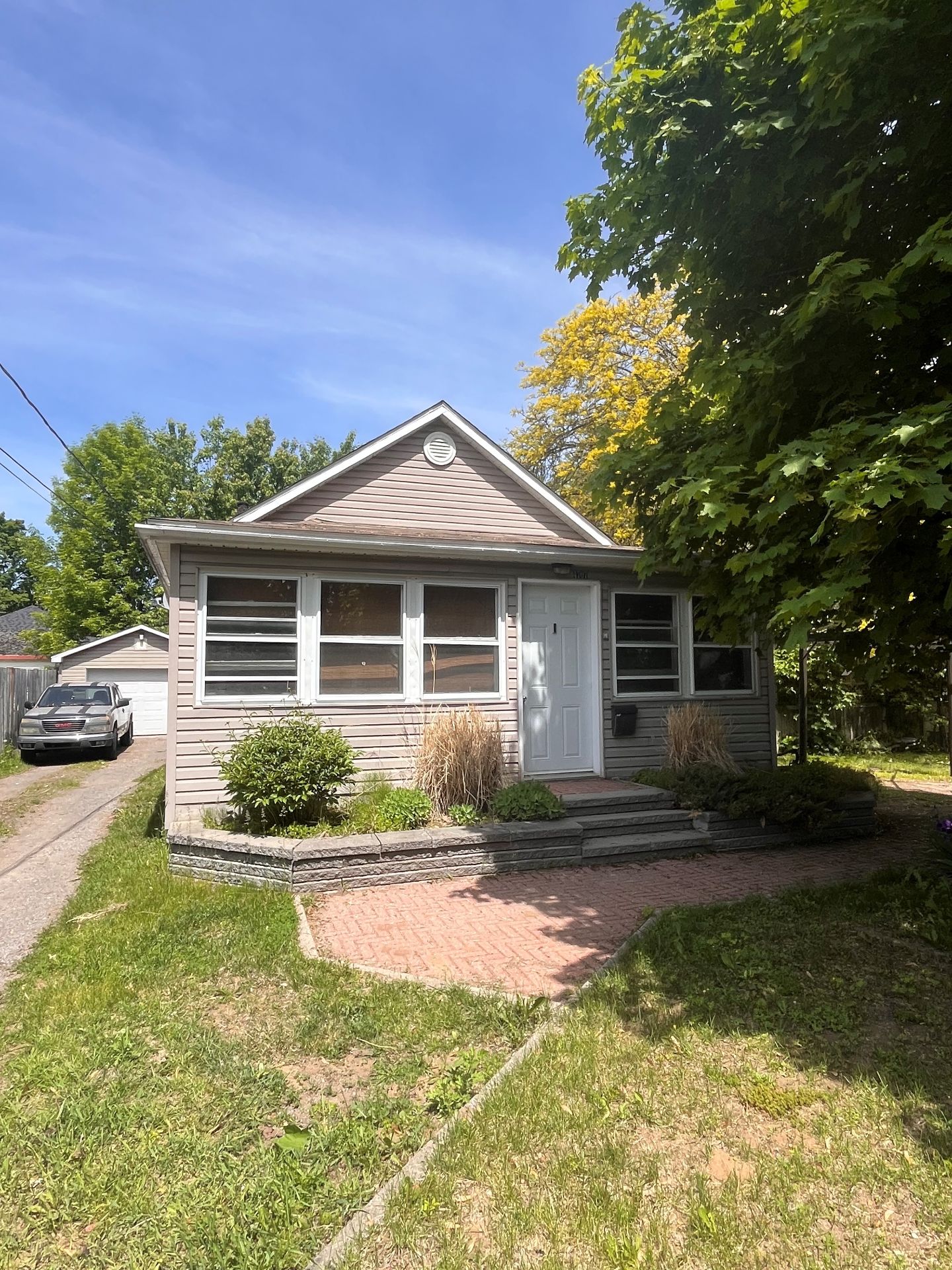 MLS: 10405564