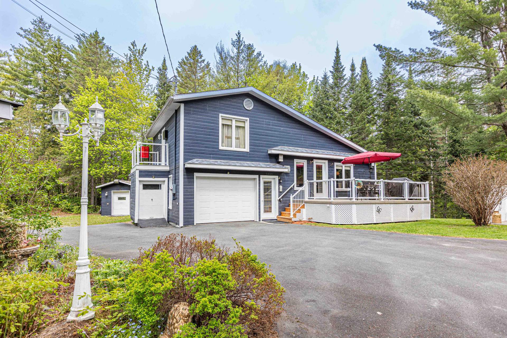 MLS: 27254074