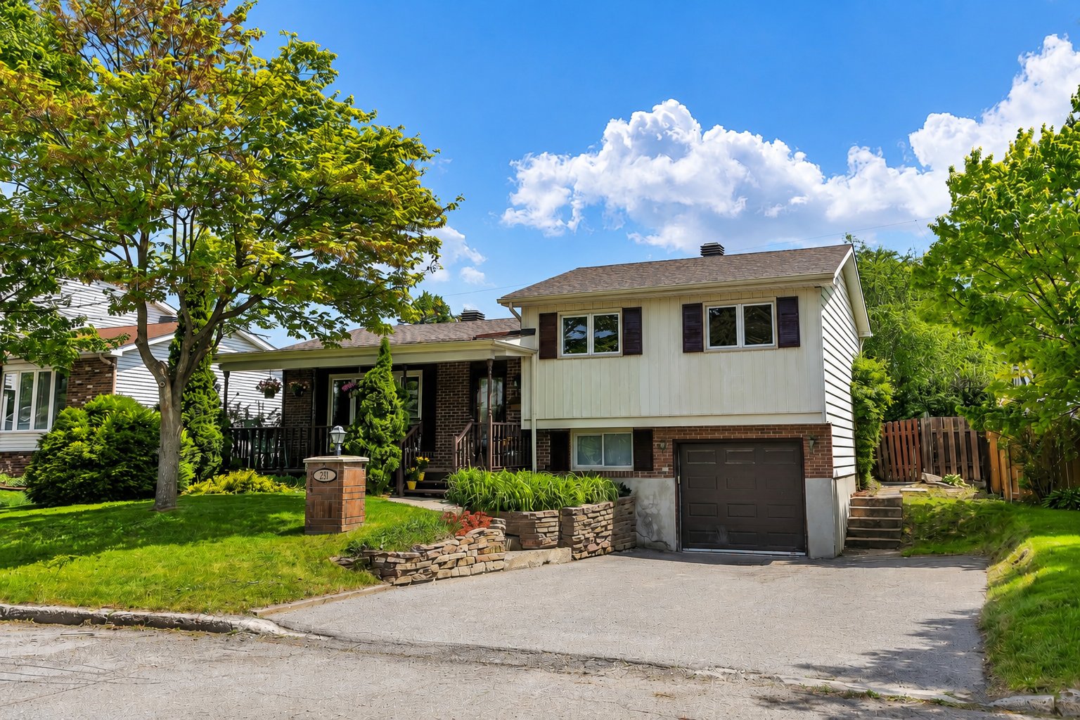 MLS: 19653582