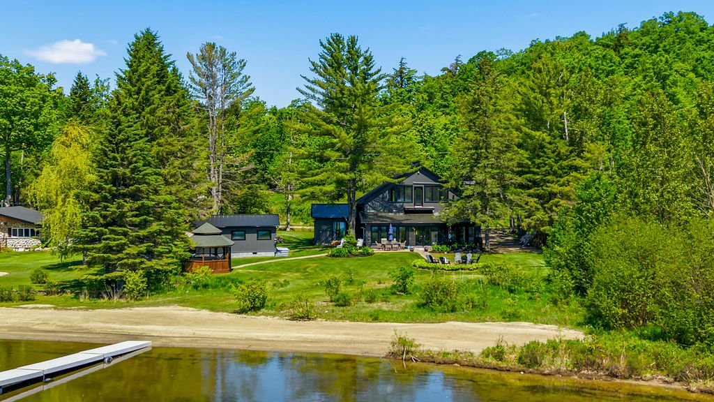 MLS: 16367428