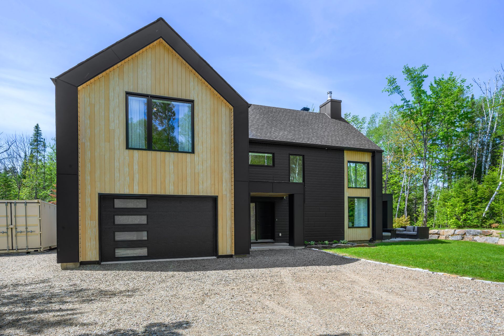 MLS: 16061428