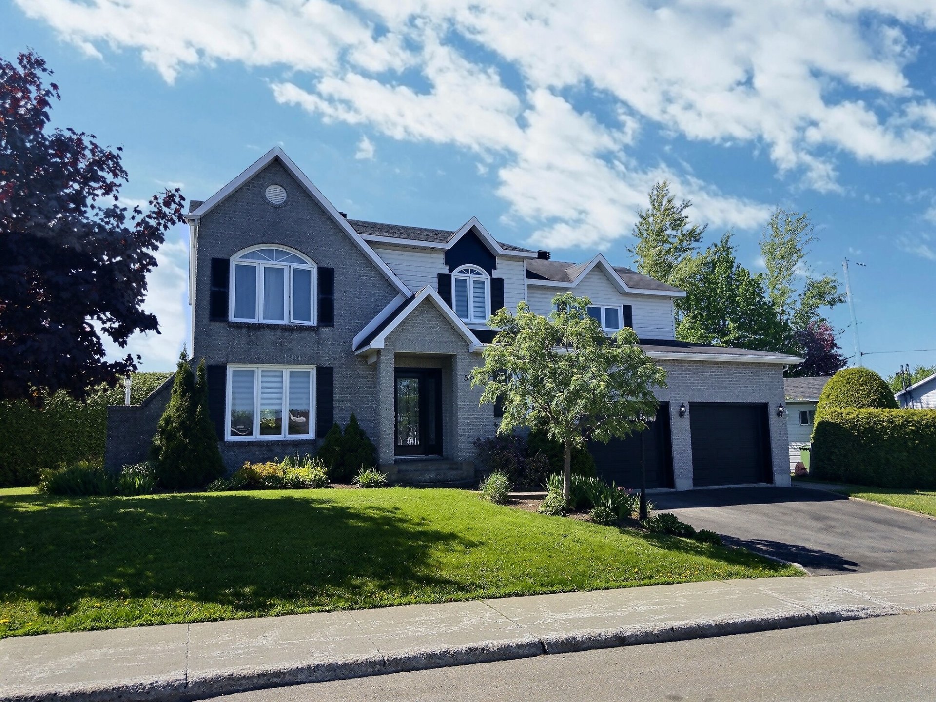 MLS: 19385764