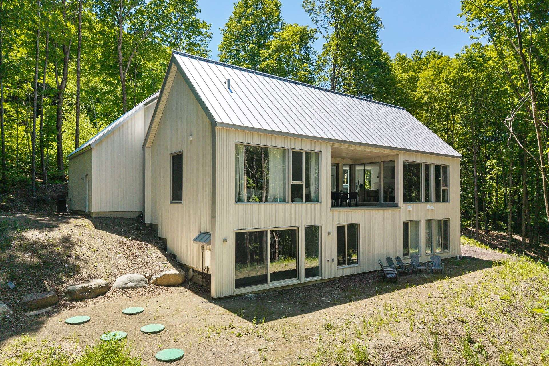 MLS: 17522021