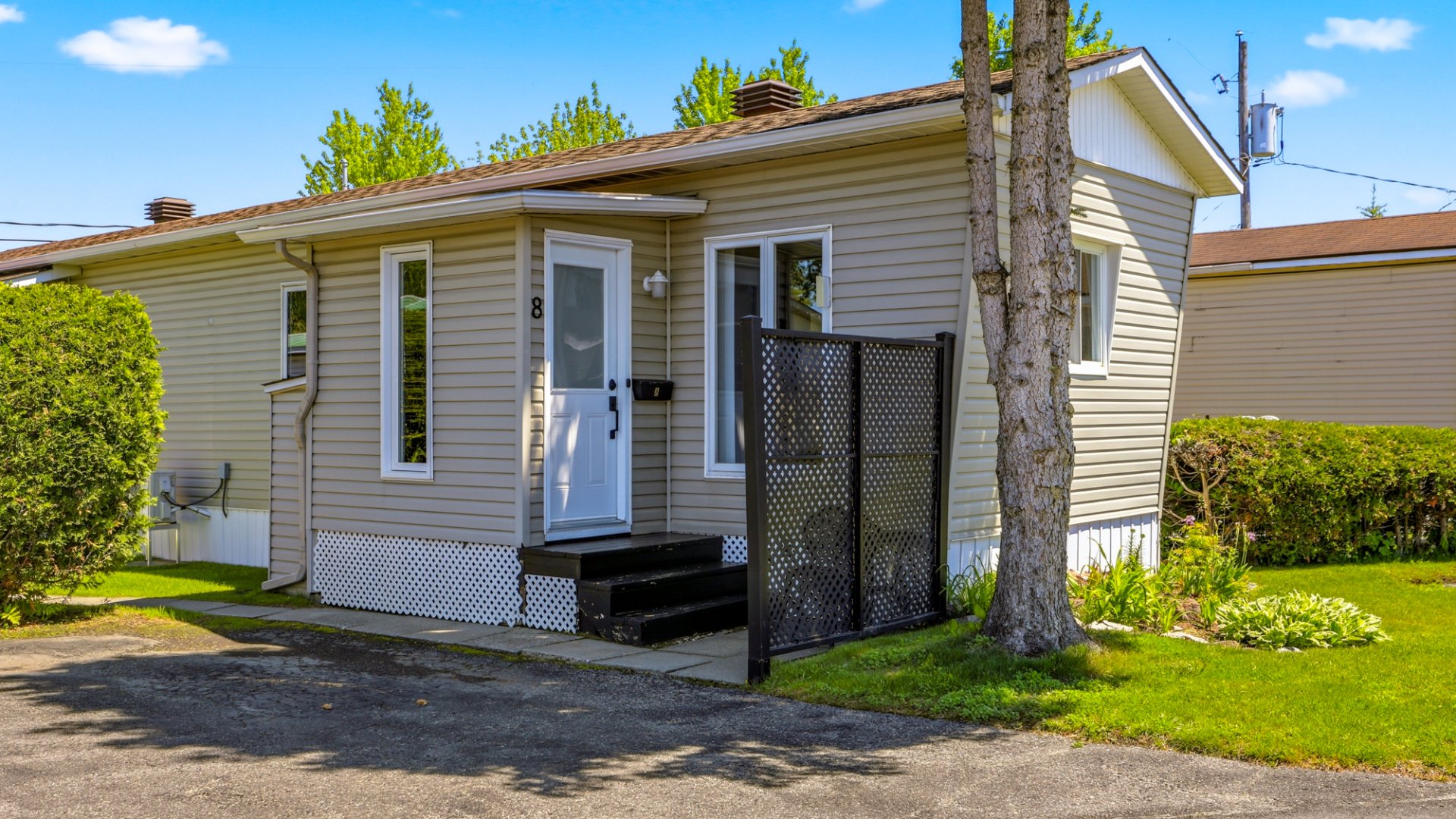 MLS: 15127968