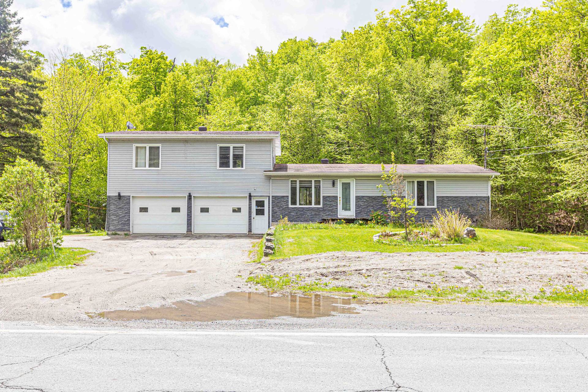 MLS: 21841760