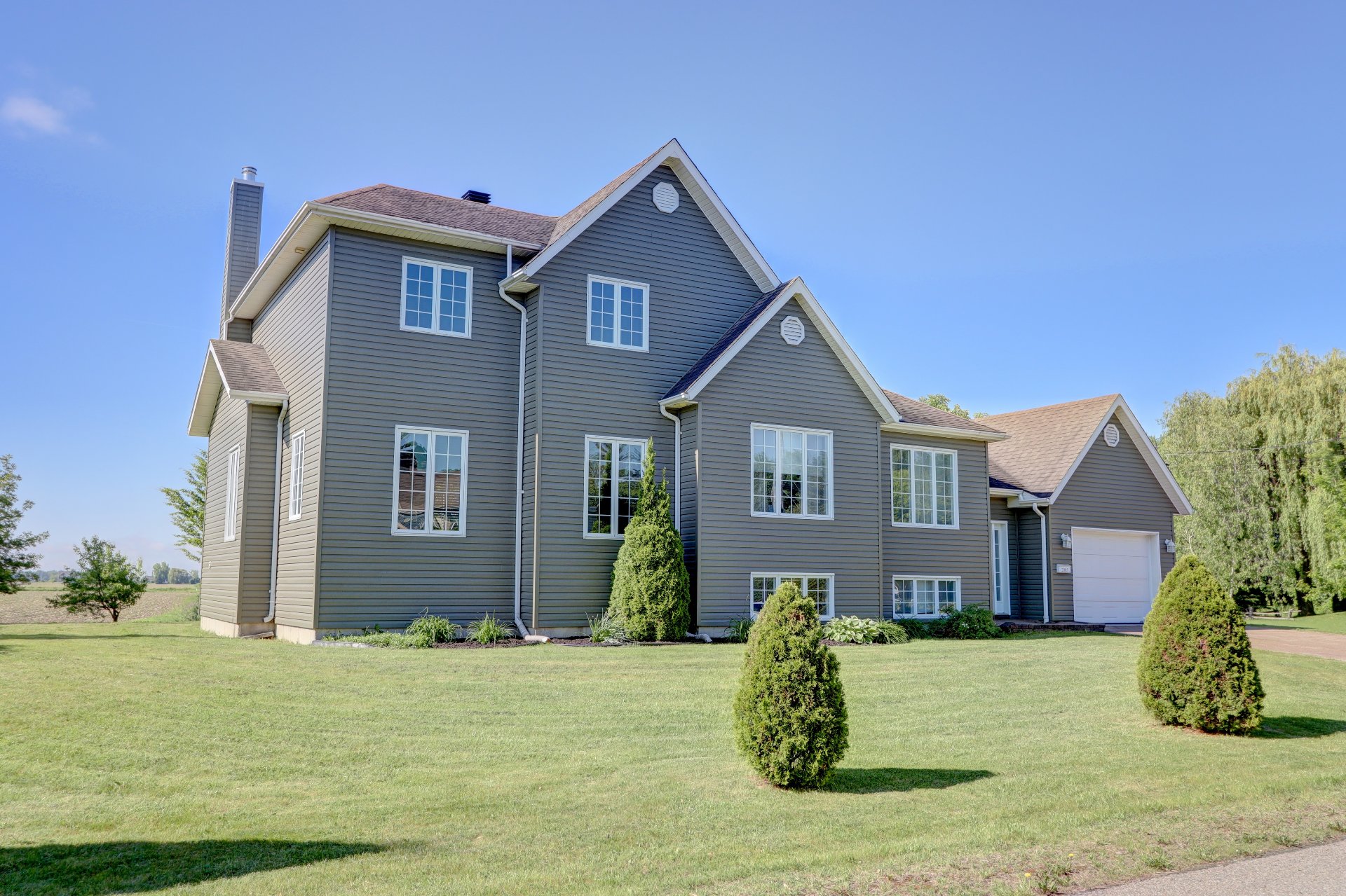 MLS: 16449754