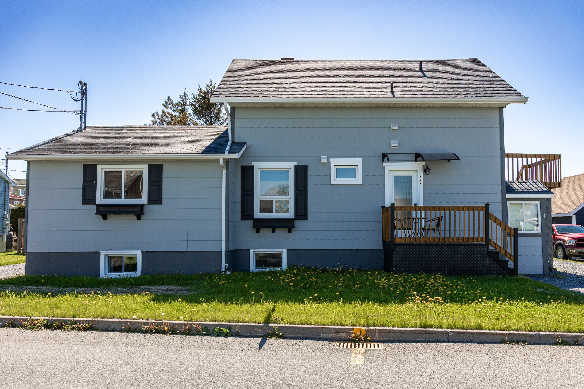 MLS: 19296070