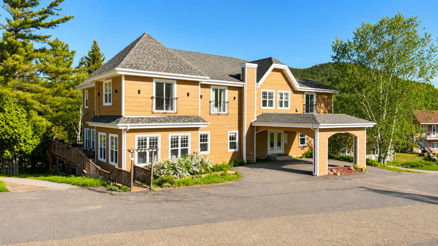 MLS: 10308795