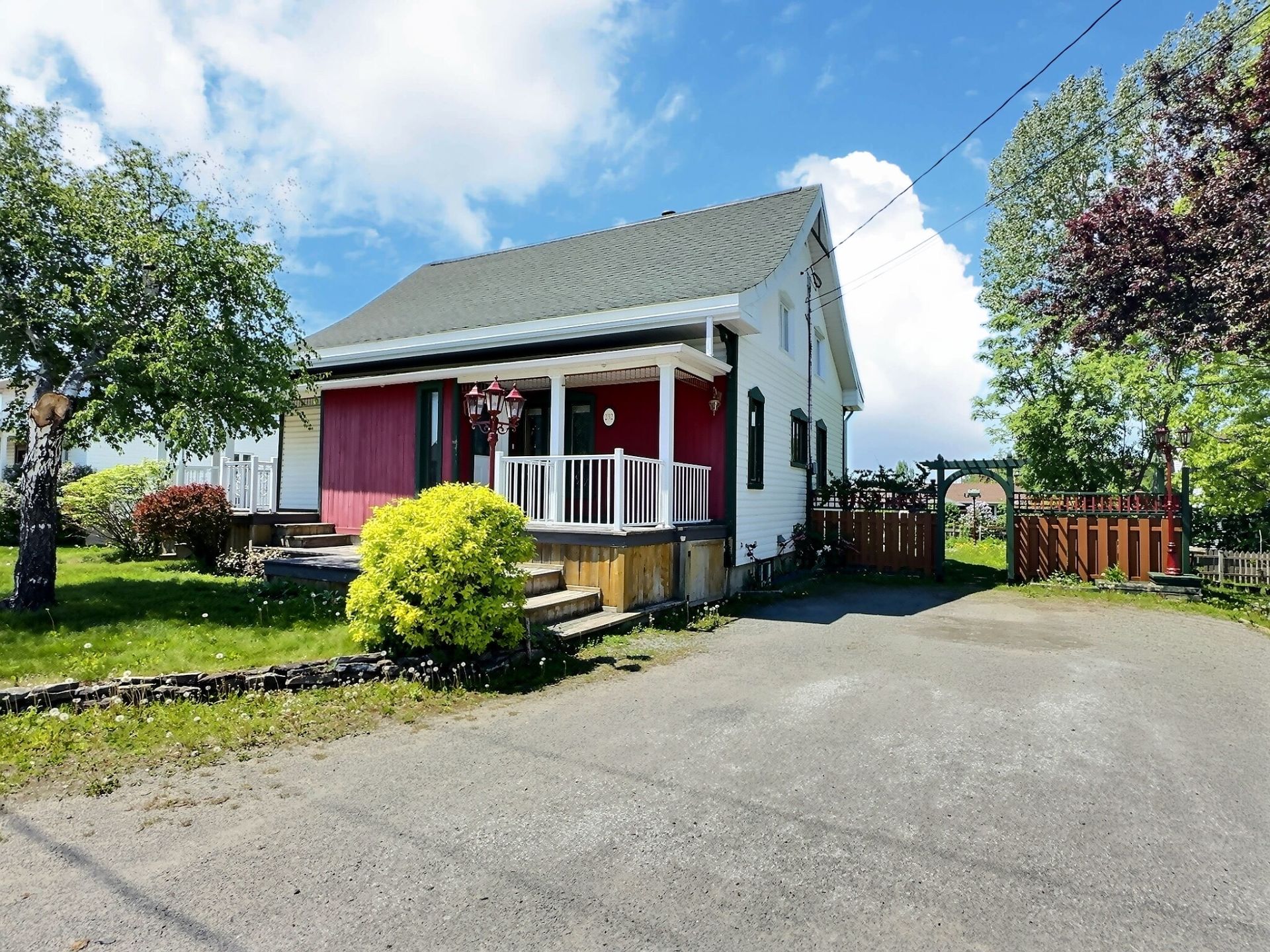 MLS: 13673462