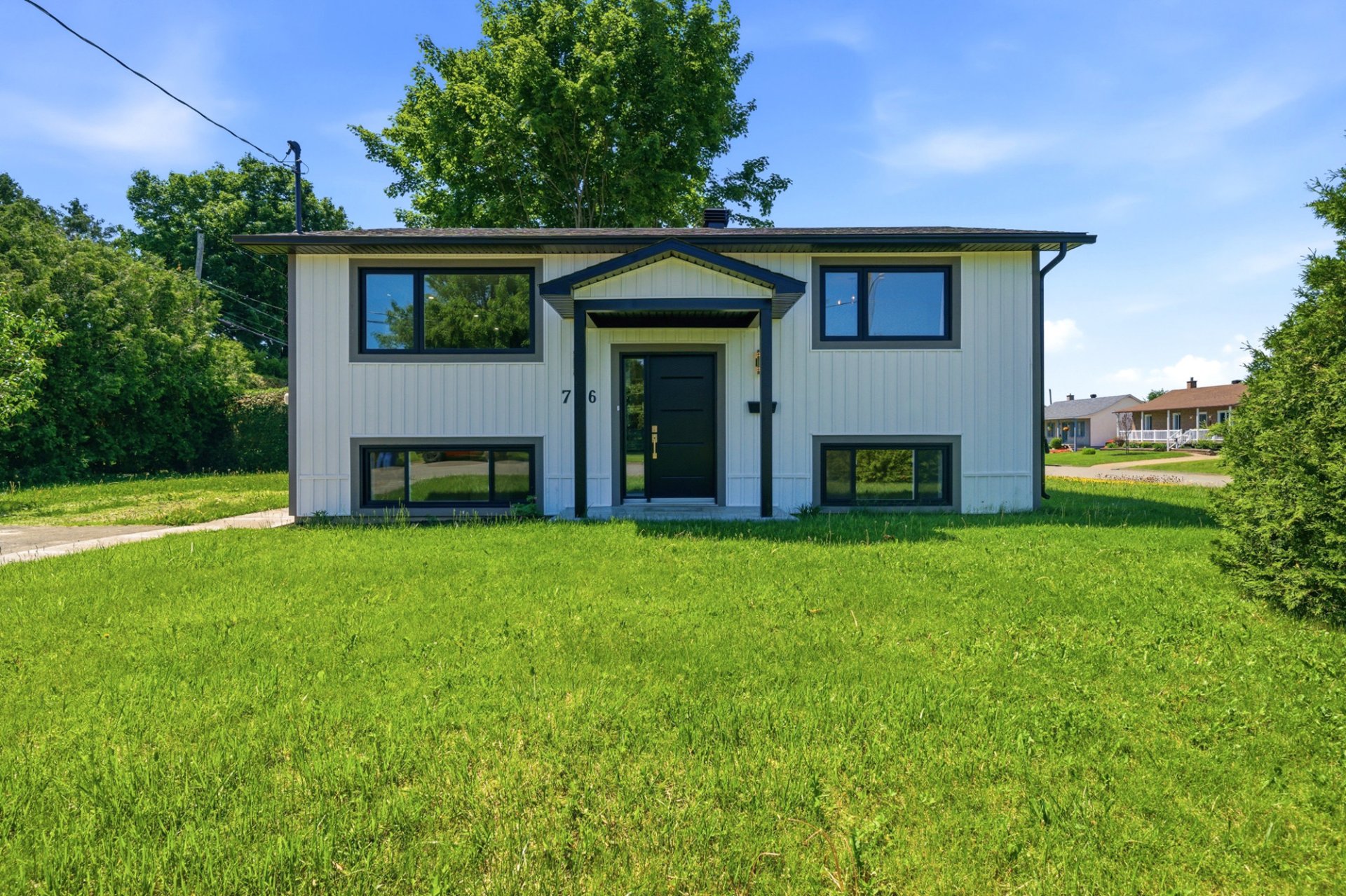 MLS: 28085143