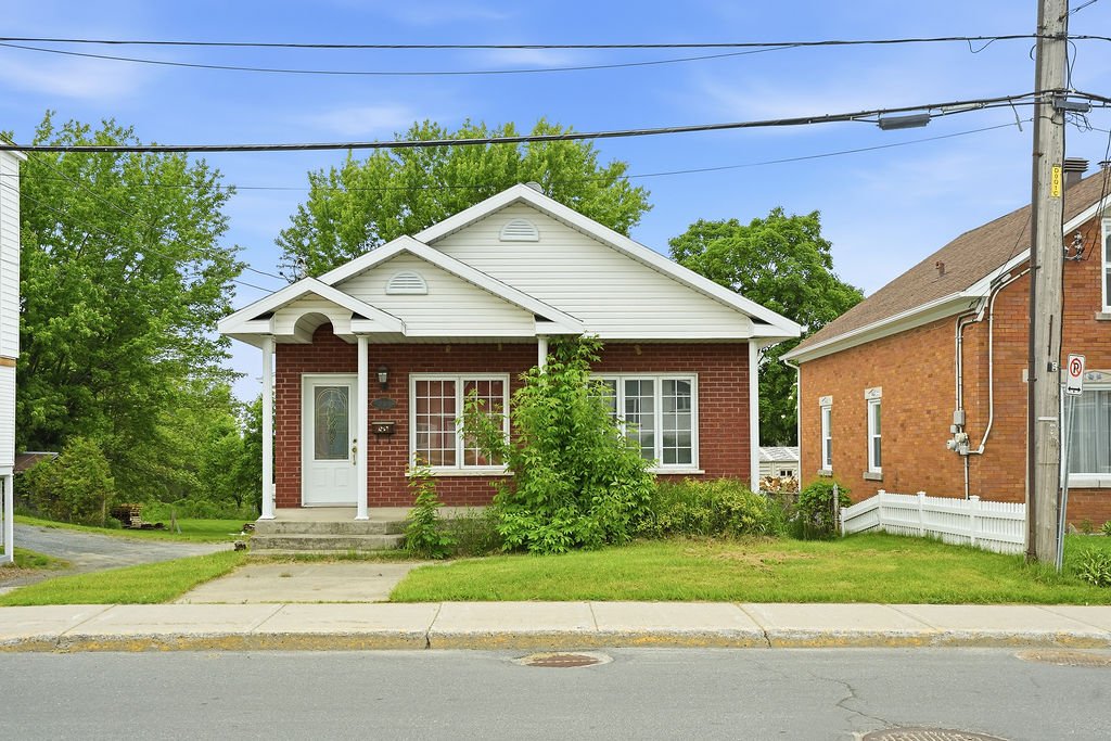 MLS: 12229392