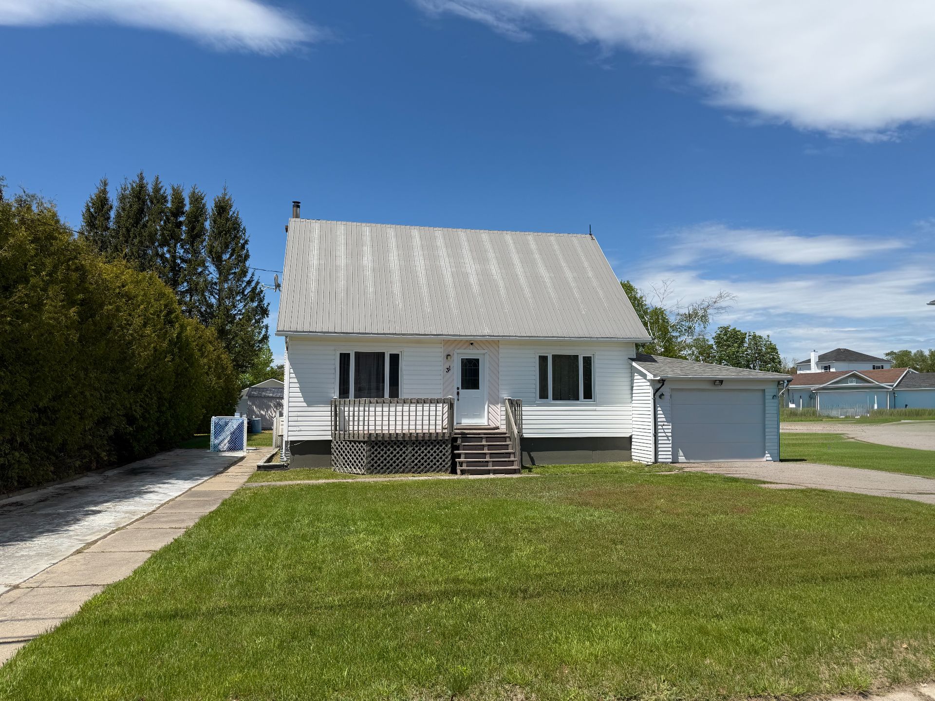 MLS: 13930305