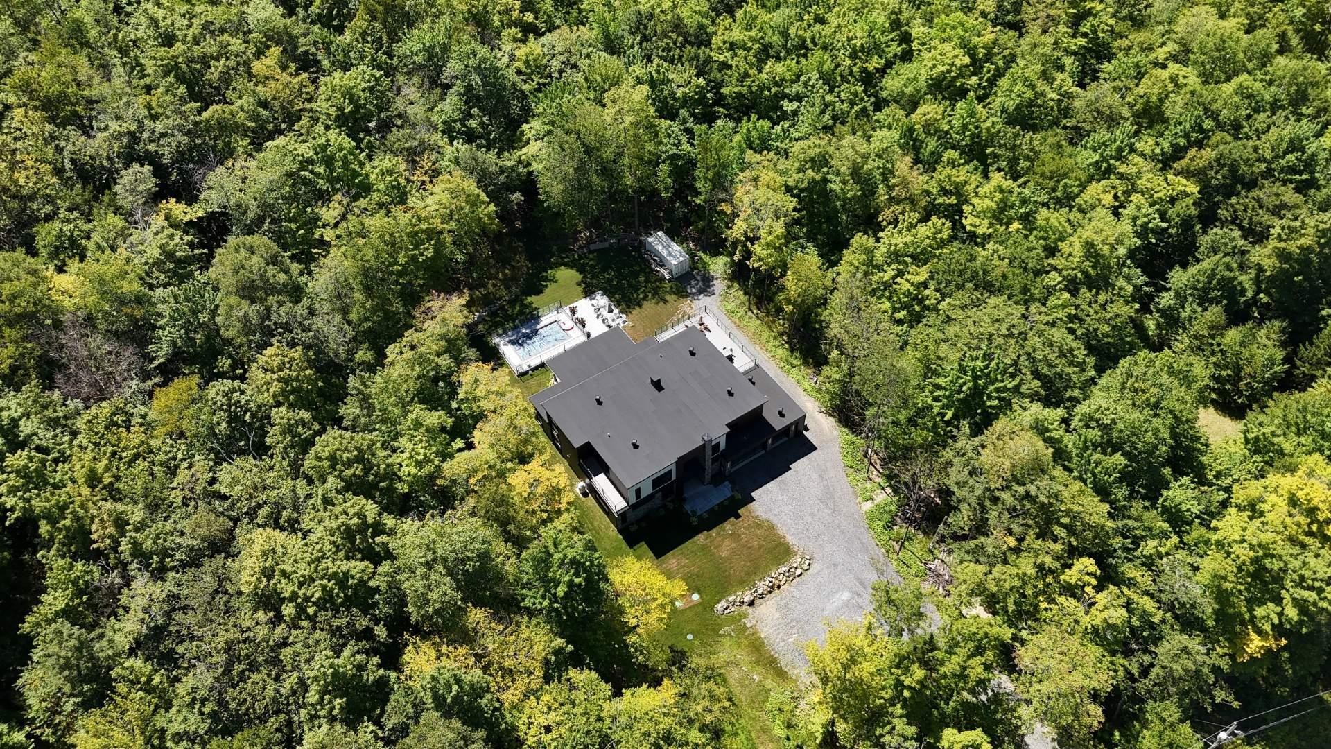 MLS: 22005699