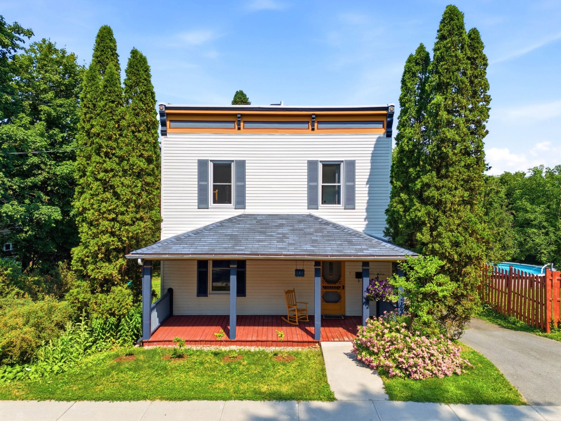 MLS: 28418321