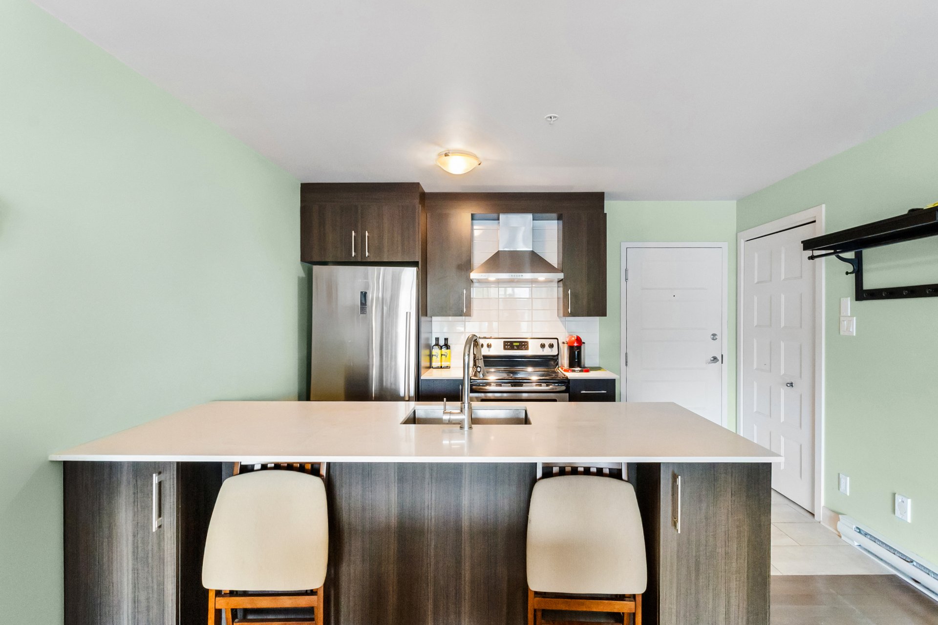 MLS: 17929306