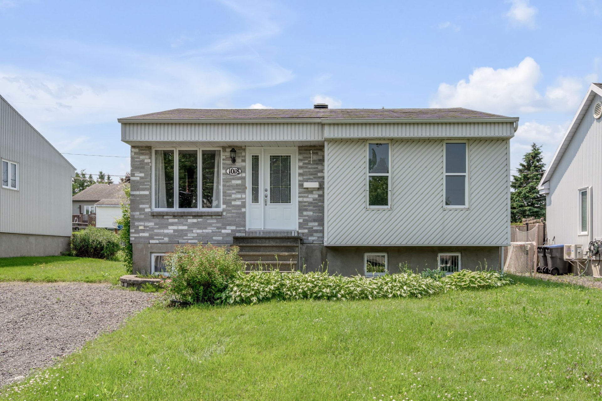 MLS: 10374868