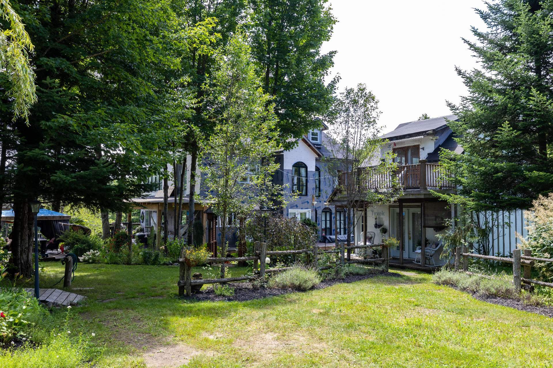 MLS: 16226256