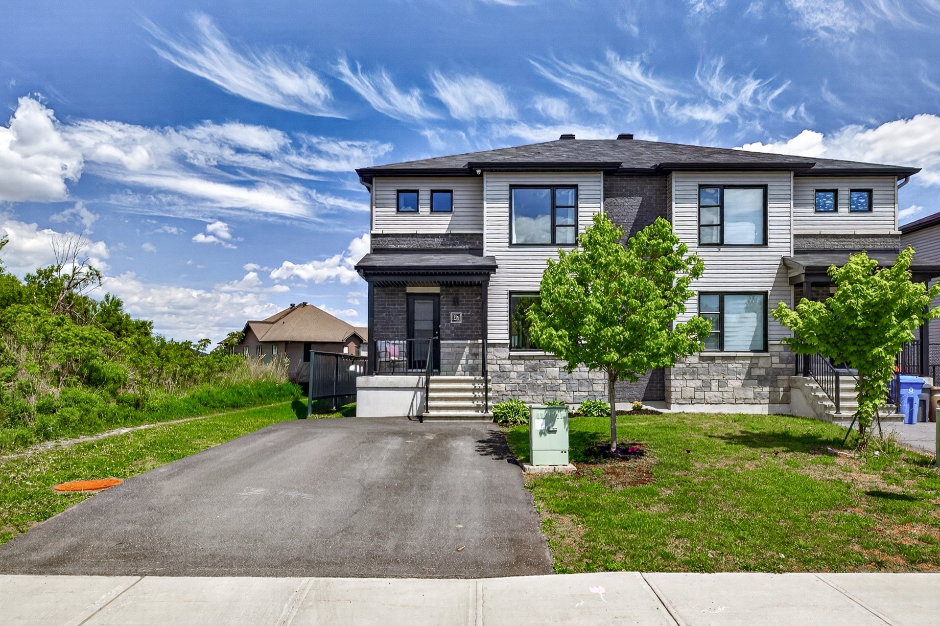 MLS: 23189857