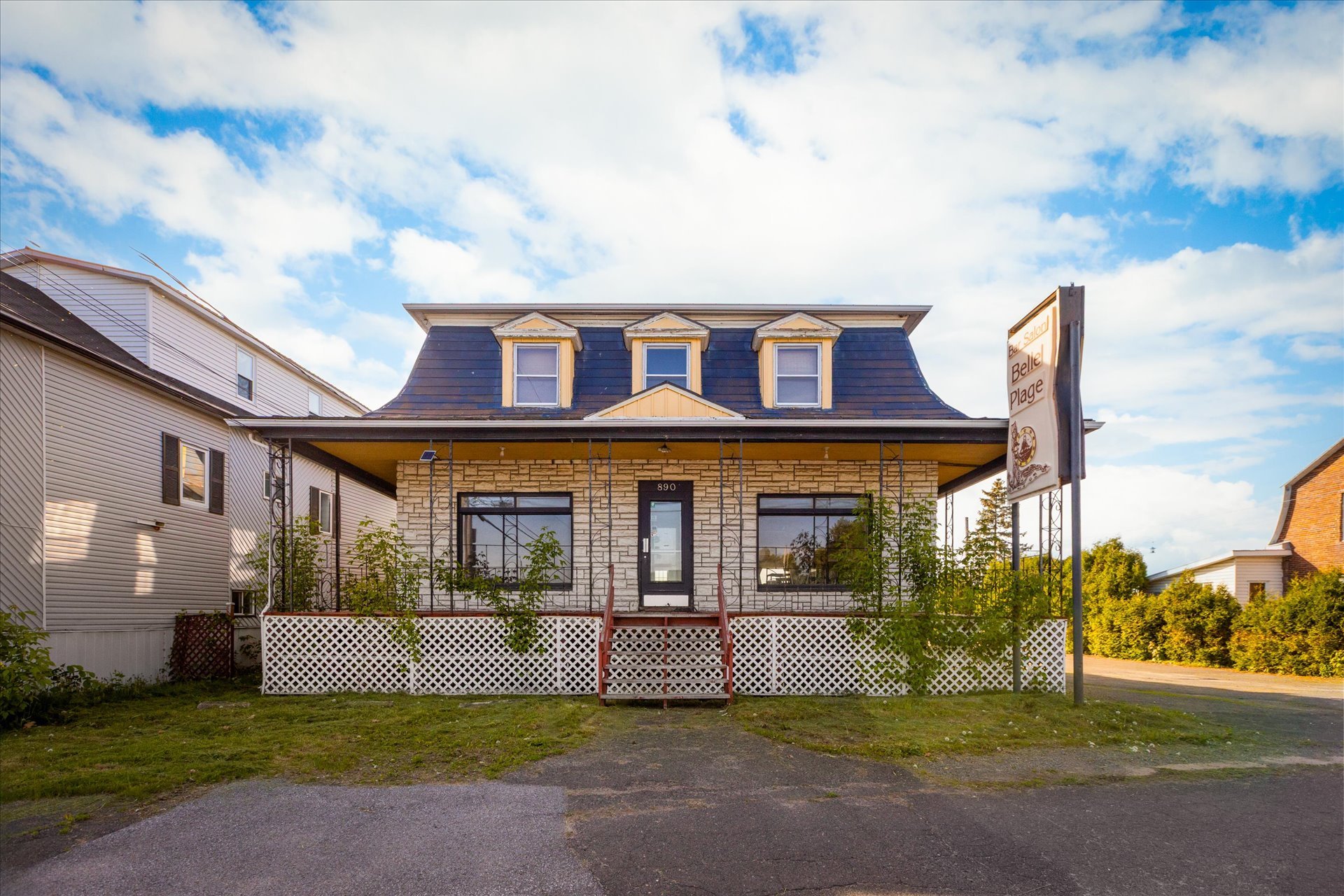 MLS: 19163608