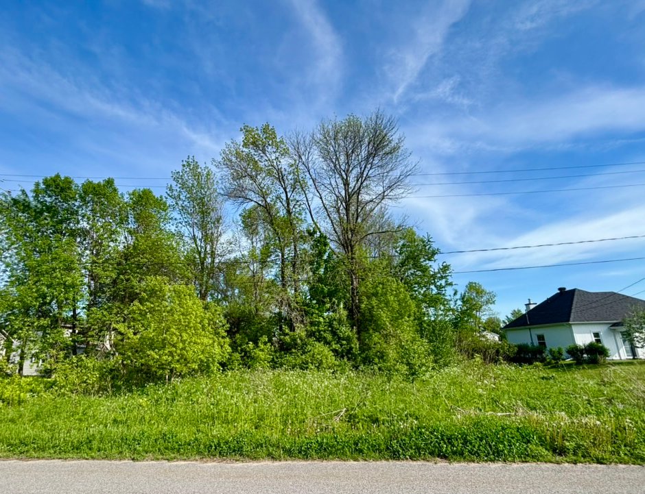 MLS: 21987282