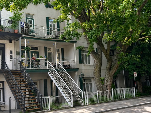 MLS: 17531897