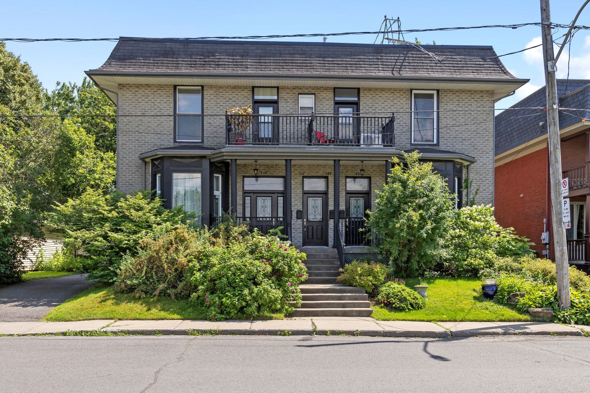 MLS: 17153067