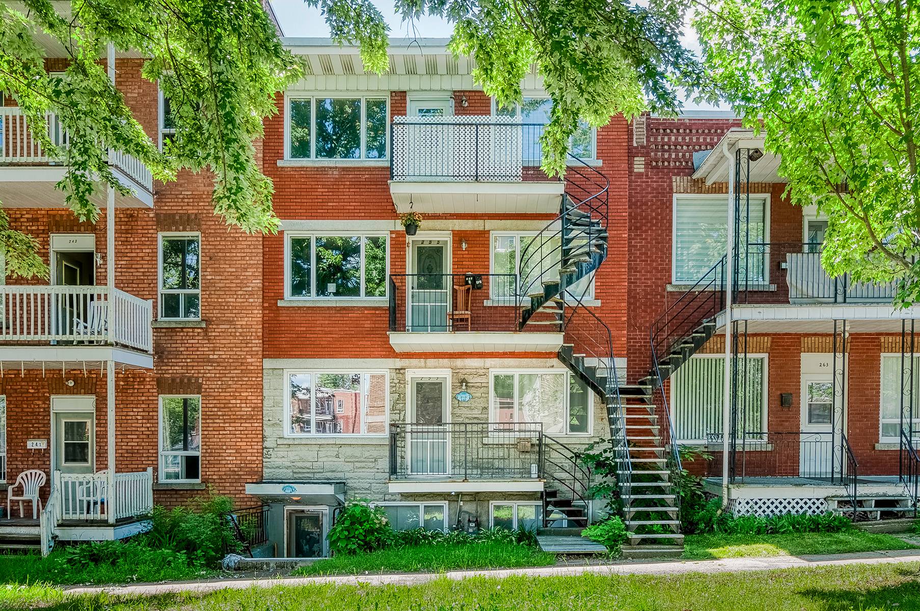 MLS: 24162171