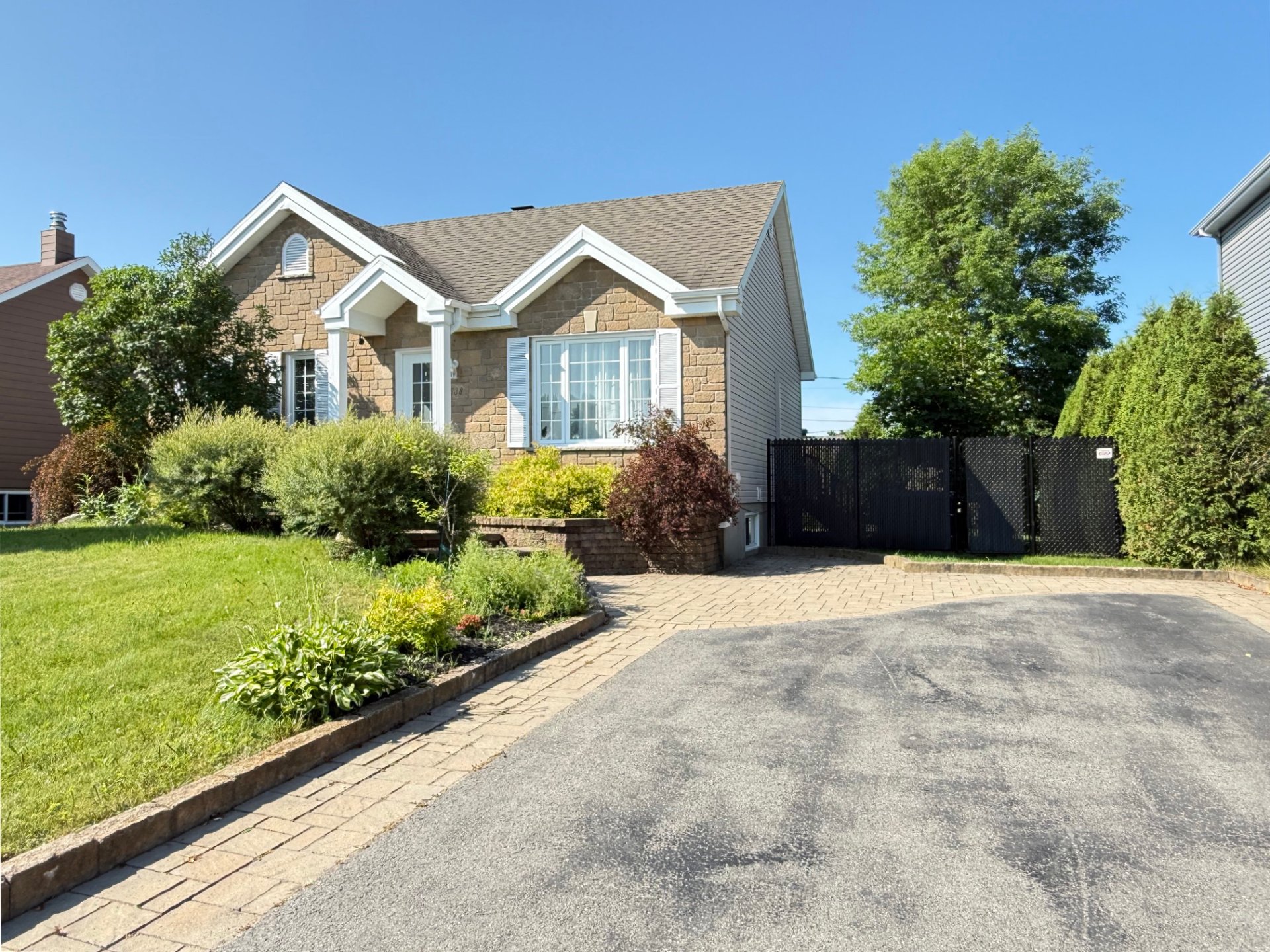 MLS: 17150795