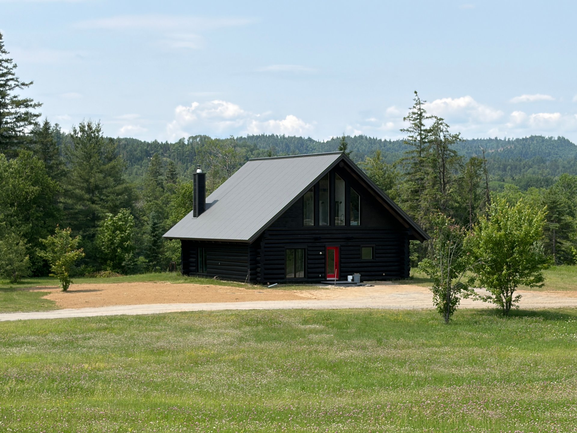 MLS: 27709681