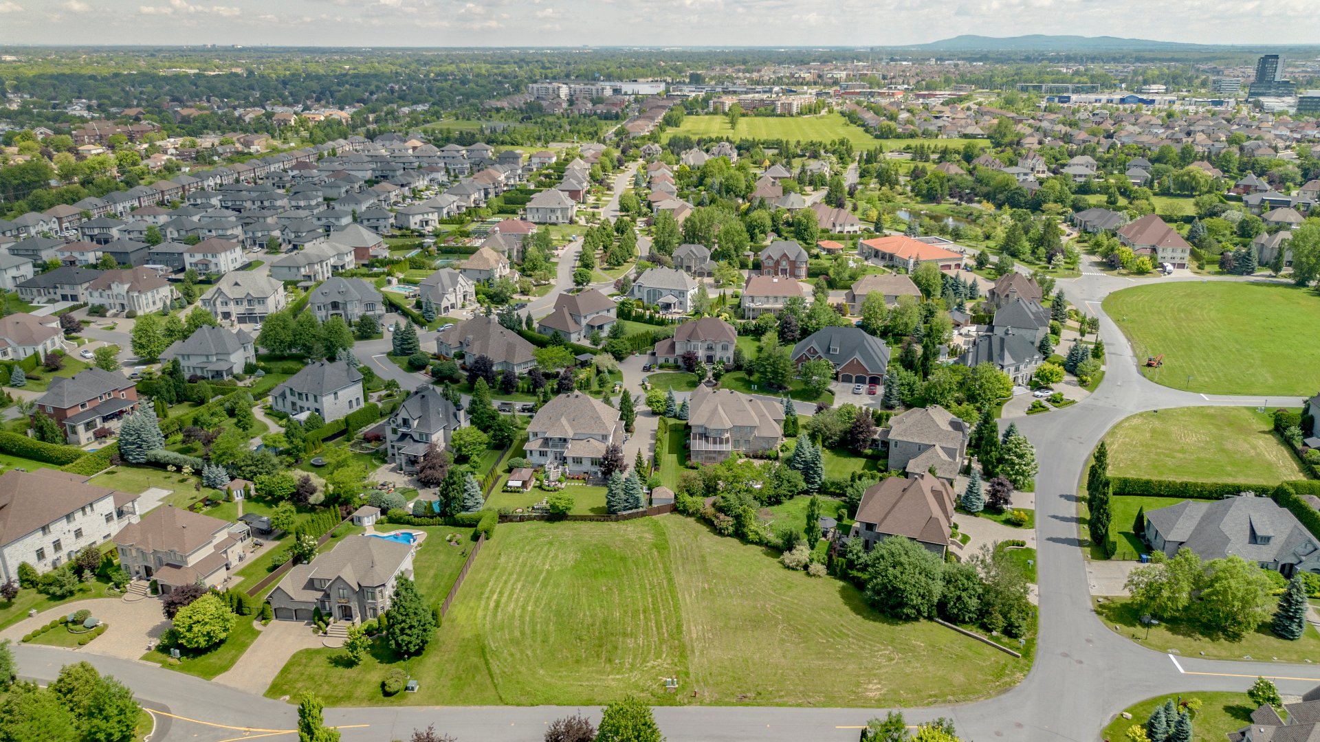 MLS: 13483688